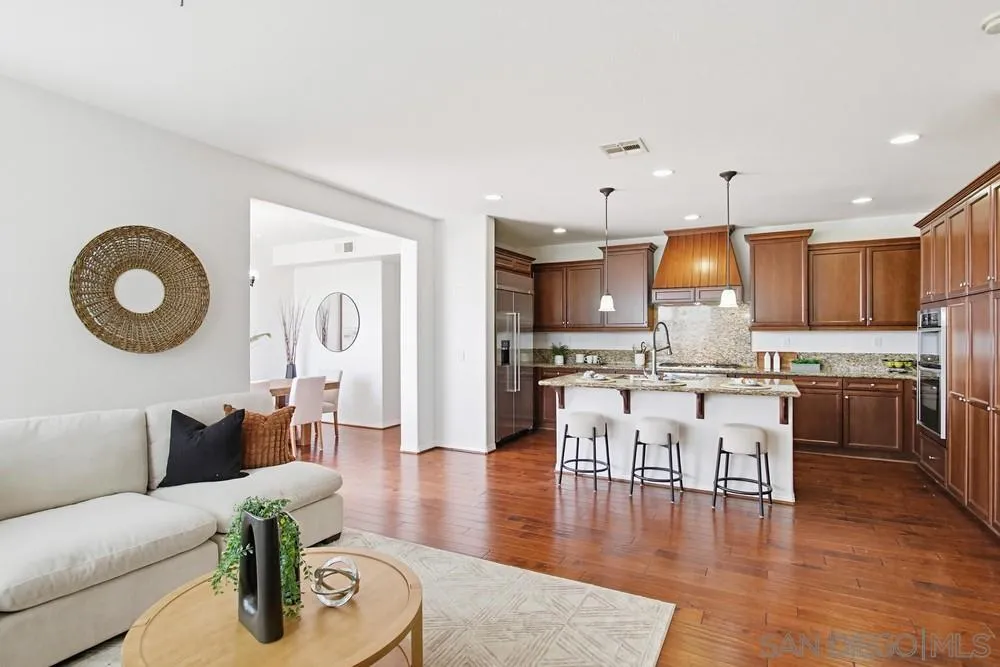 https://cdn.realtyfeed.com/cdn/127/260022699/92de5c2c1e3f26d340c473bc59b223d2.webp