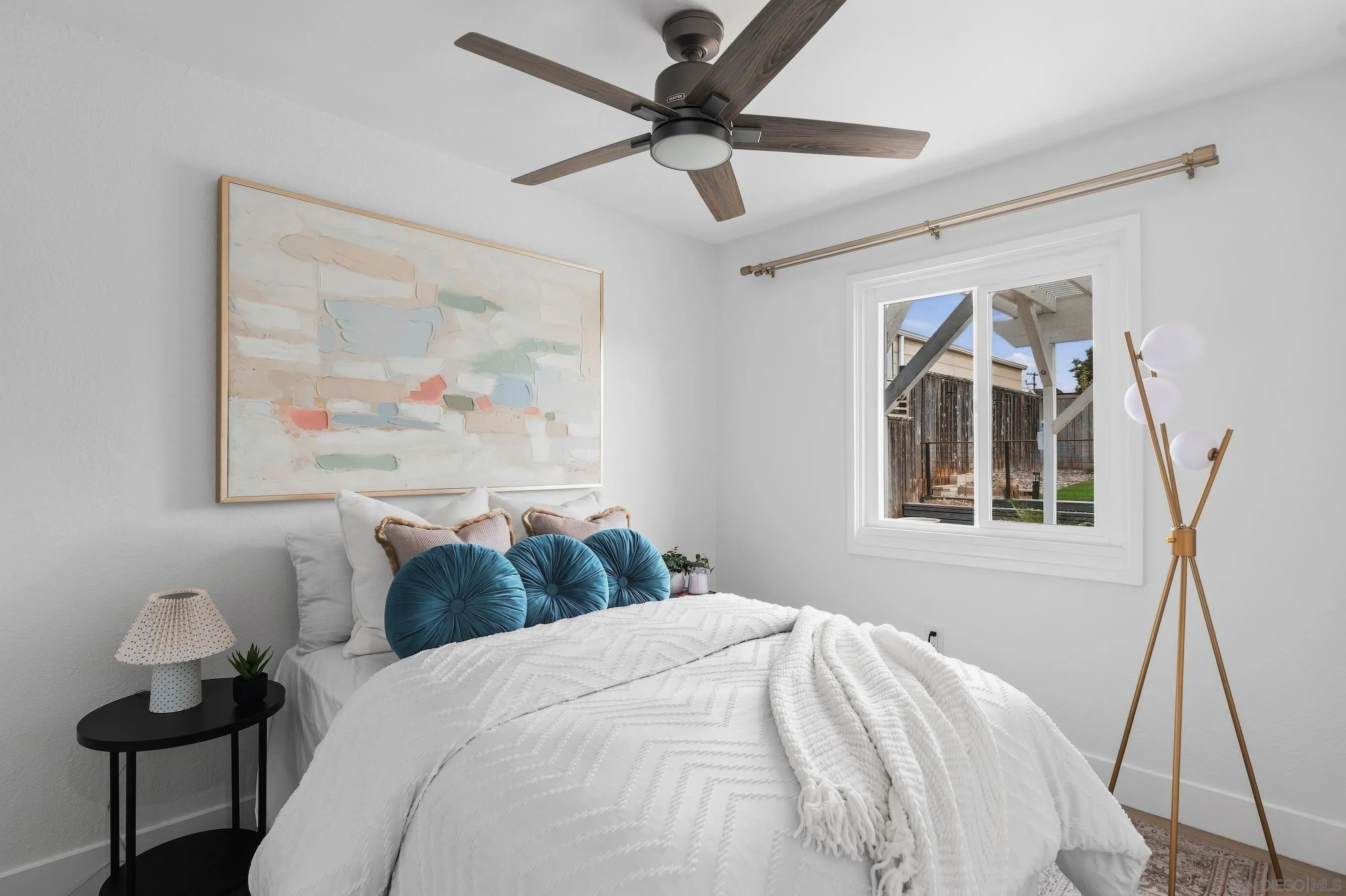 https://cdn.realtyfeed.com/cdn/127/260022700/a33278a3bf9ff2d62928052ac25a461a.webp