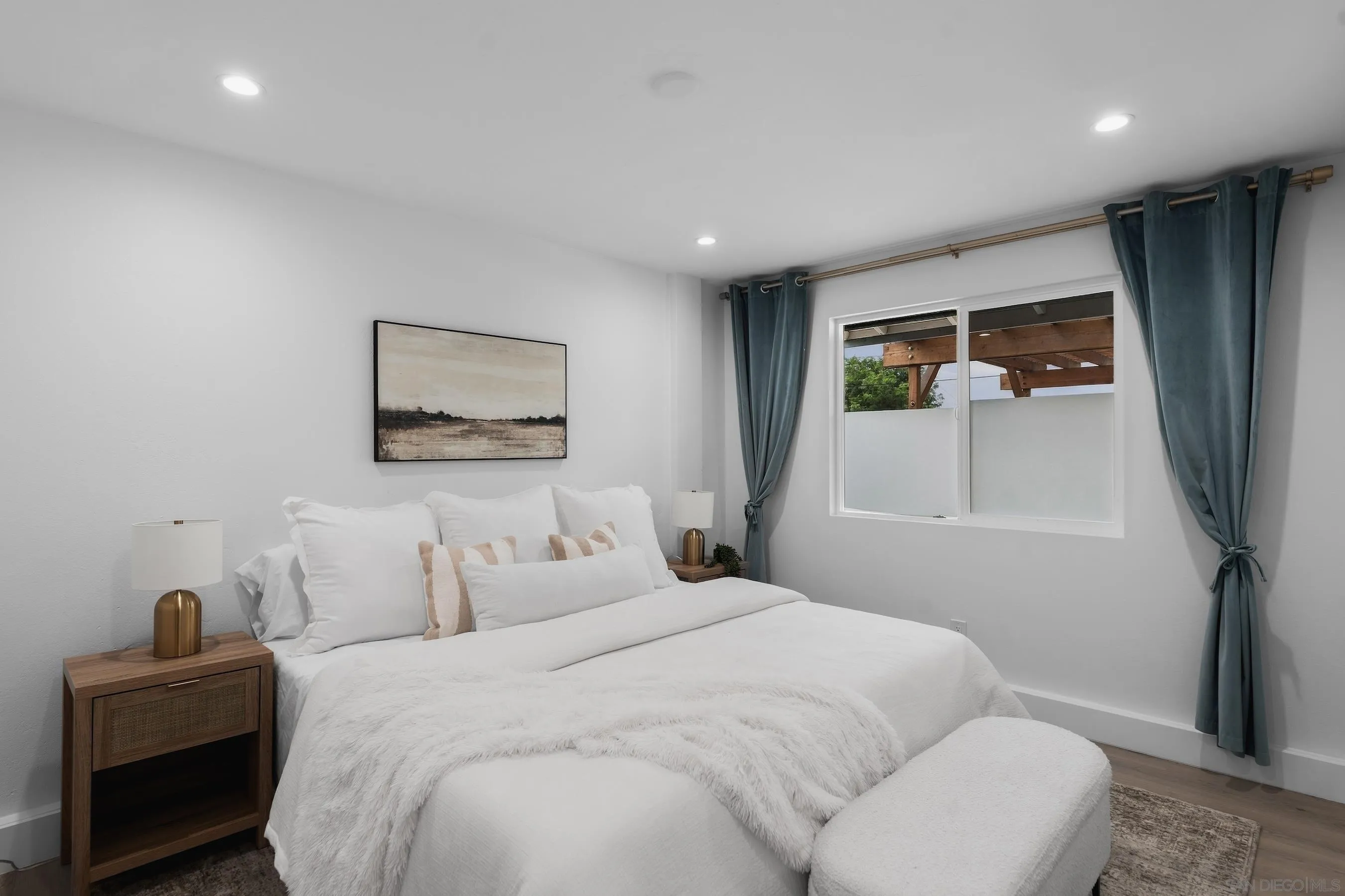 https://cdn.realtyfeed.com/cdn/127/260022700/e5ad0d1b2f9893262cf505dd893aba6a.webp