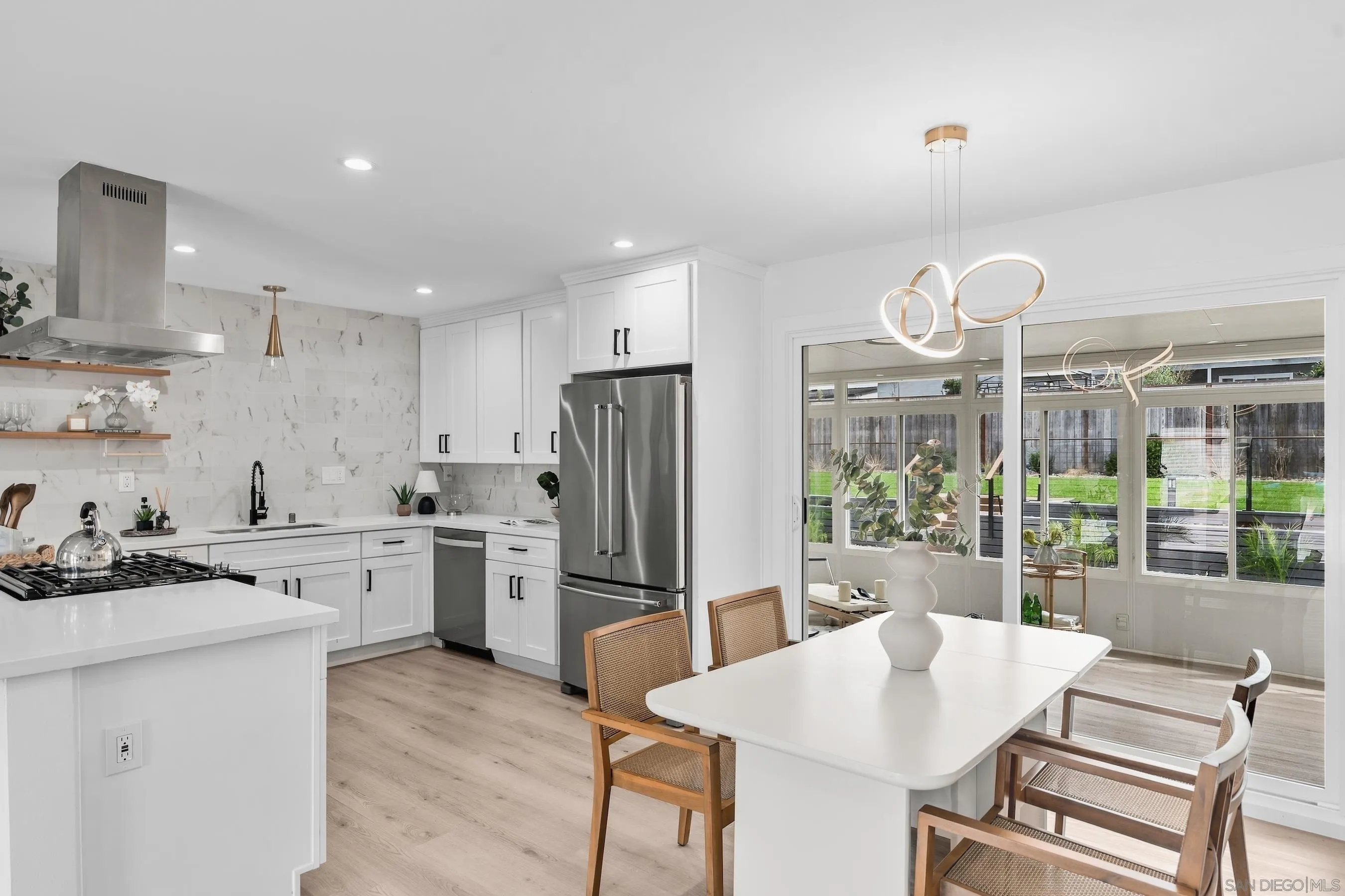 https://cdn.realtyfeed.com/cdn/127/260022700/ef6ce1280bcd9eebd10d238f93160400.webp