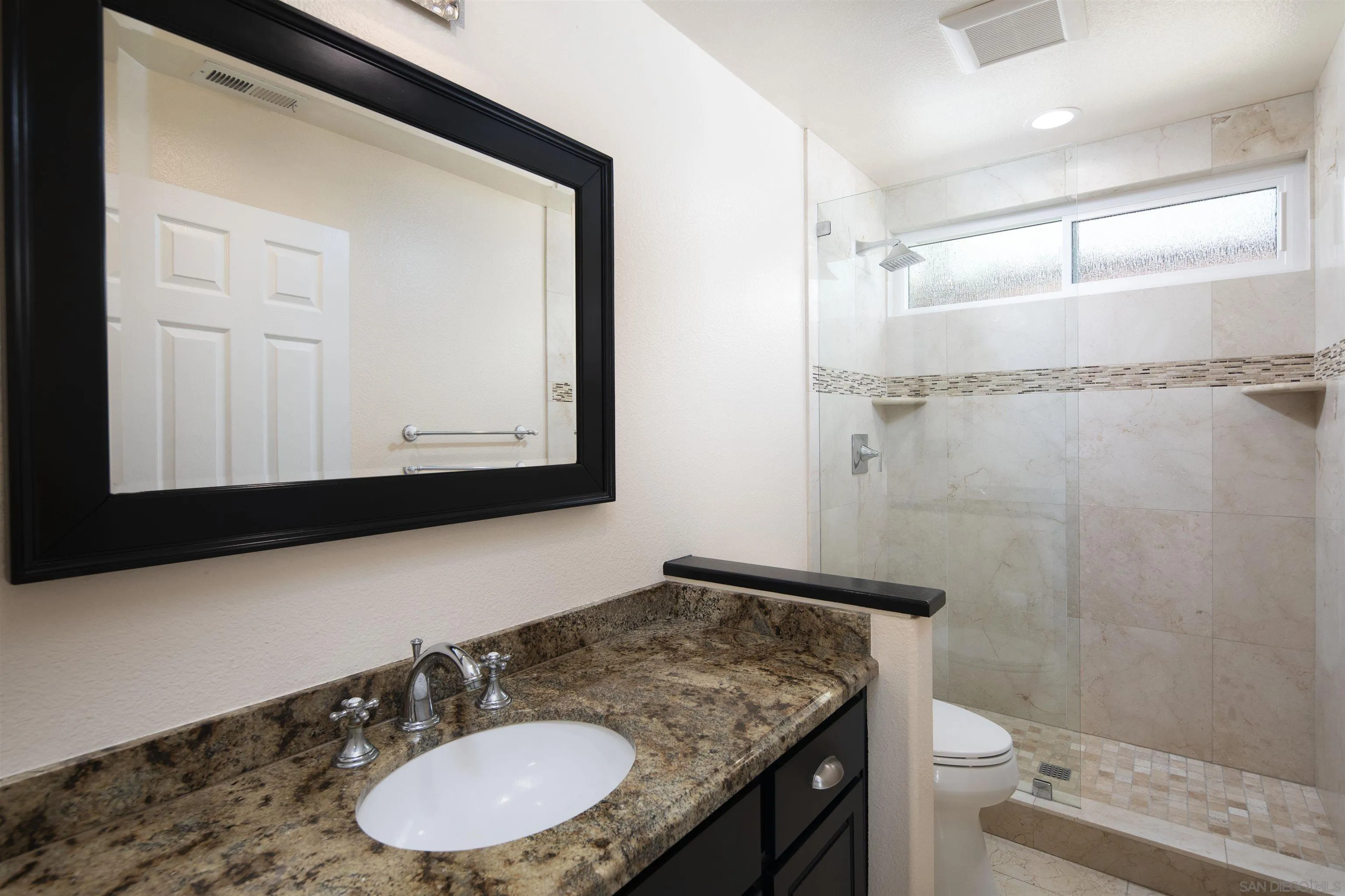 https://cdn.realtyfeed.com/cdn/127/260022704/0953e5bfbd2ee6d0ff8825a5d4a996c1.webp