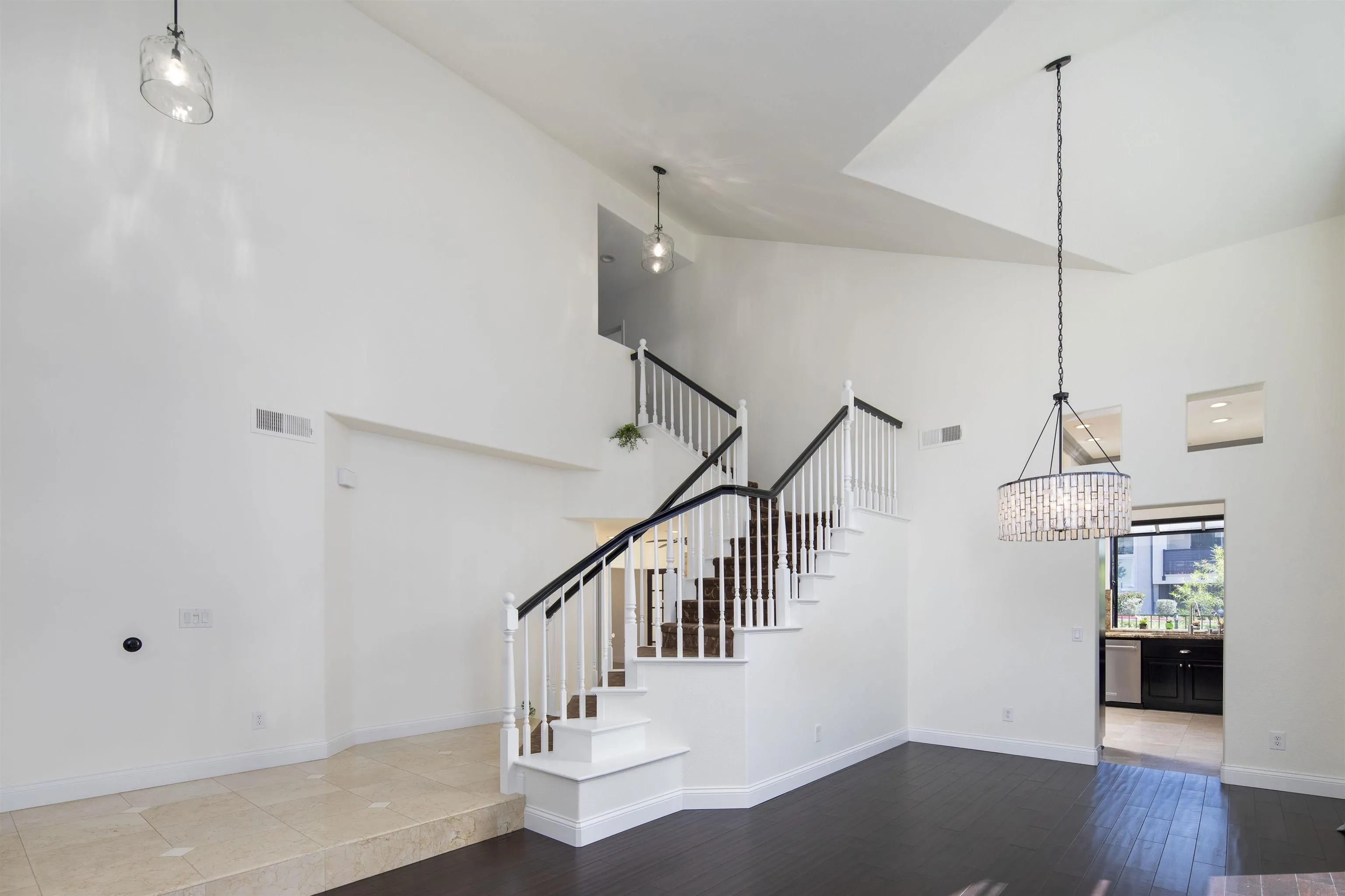 https://cdn.realtyfeed.com/cdn/127/260022704/9234b0684b6530b99870f8d051839872.webp