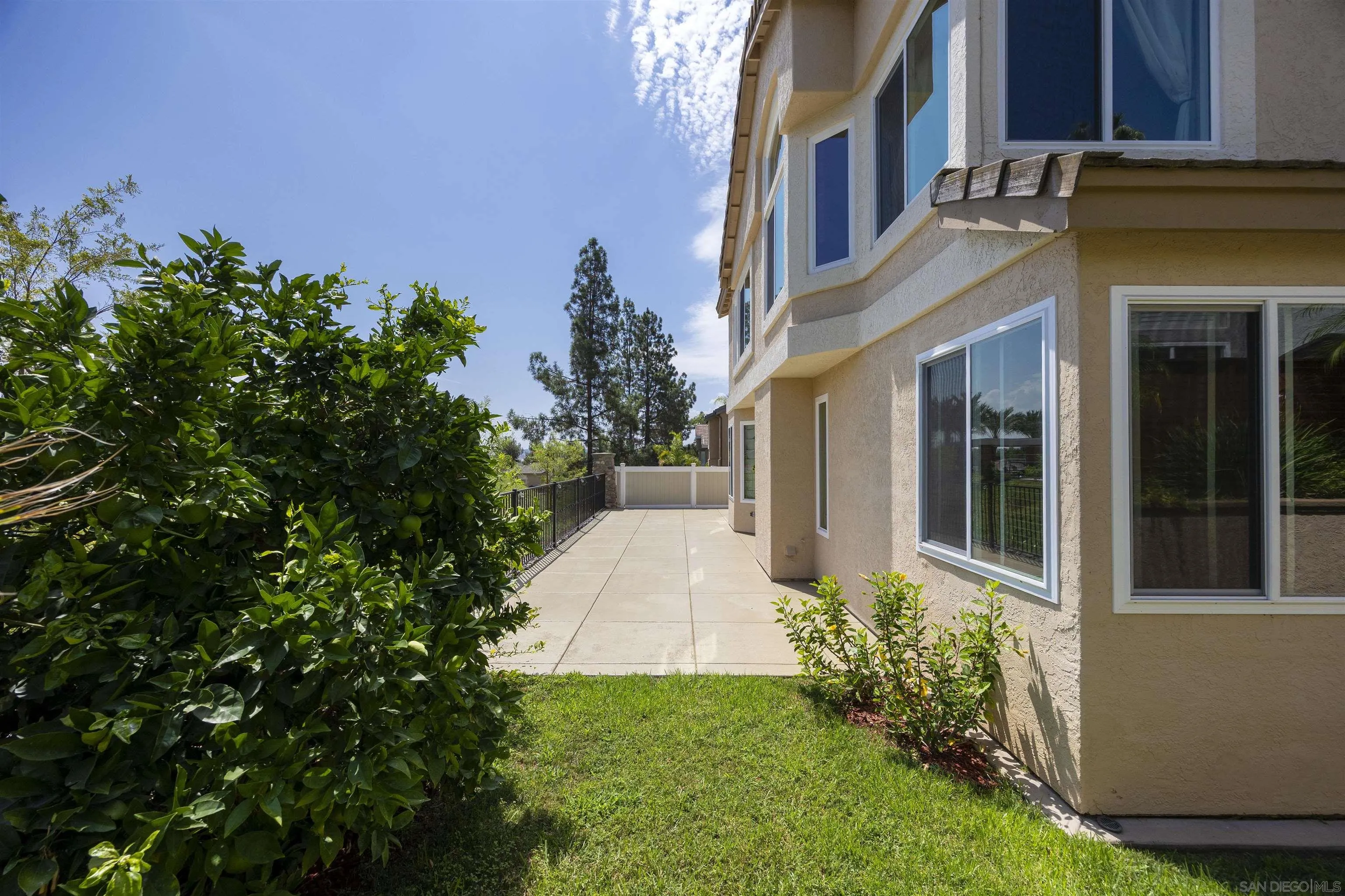 https://cdn.realtyfeed.com/cdn/127/260022704/9283fc167dc1fea2274b9b7790e963ef.webp