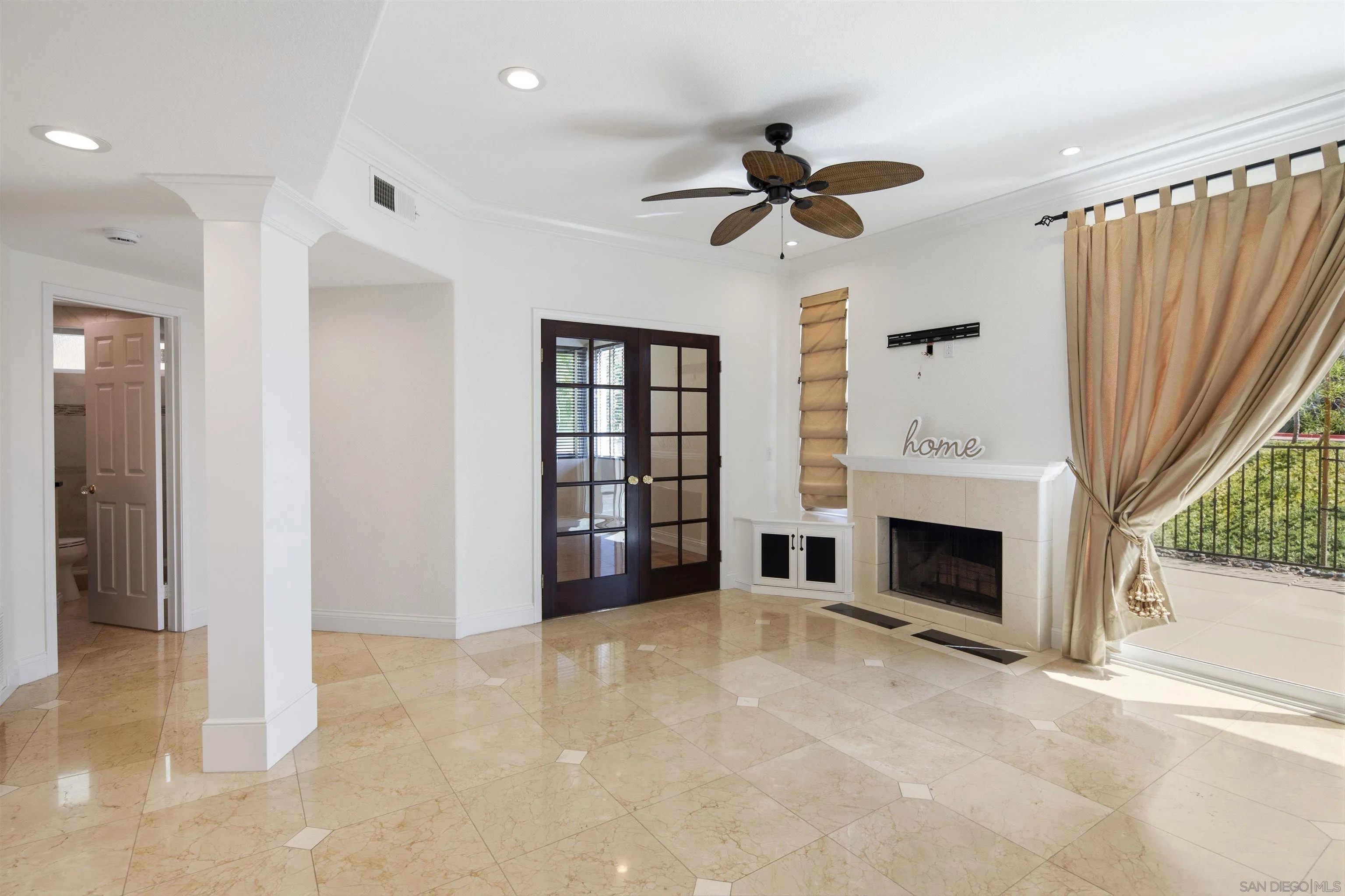 https://cdn.realtyfeed.com/cdn/127/260022704/eaa9b800611b69db10d3fc53c34571b6.webp