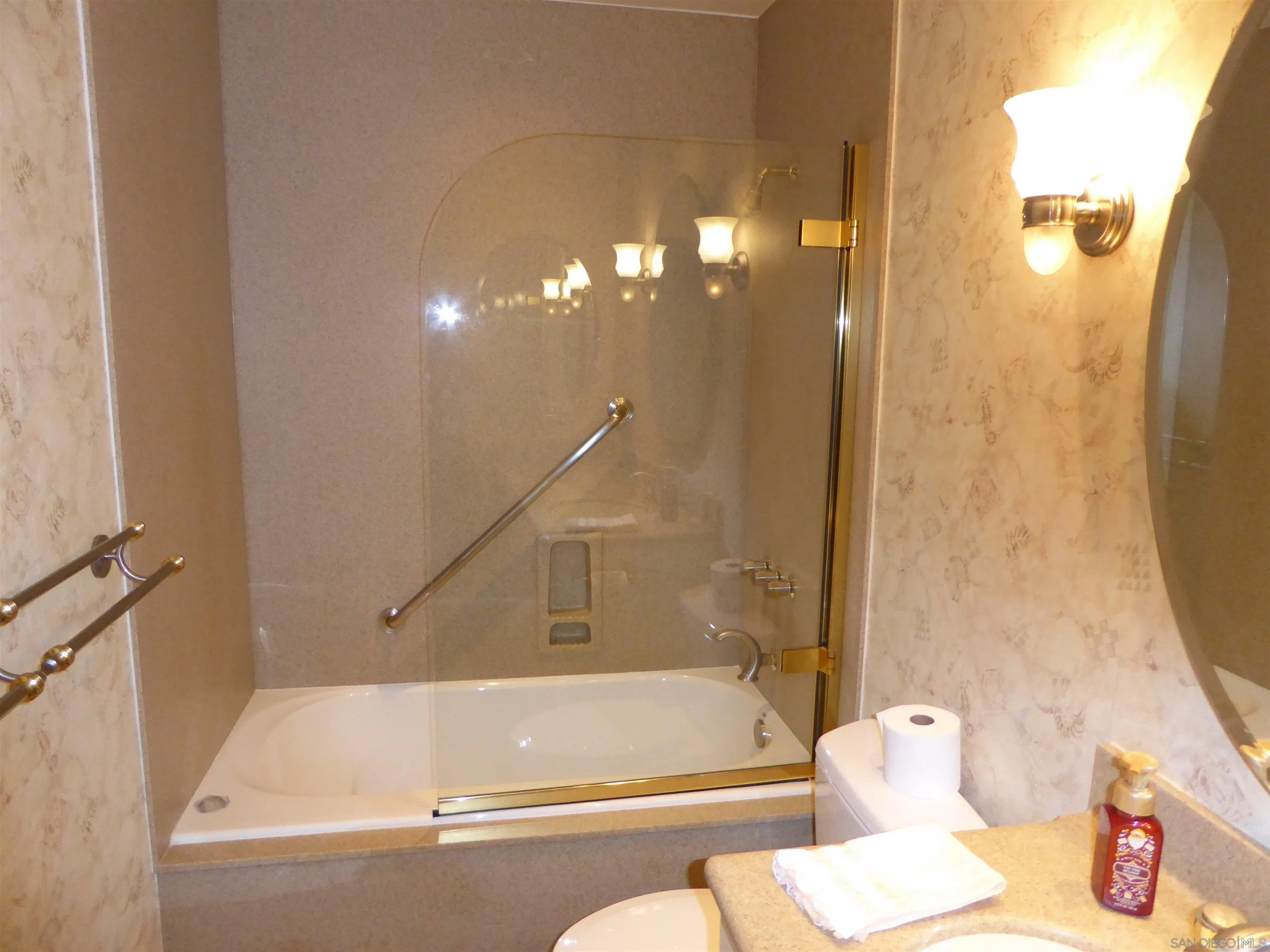 https://cdn.realtyfeed.com/cdn/127/260022705/40d164feed6aed9270cc5e62ae3ca0f8.webp
