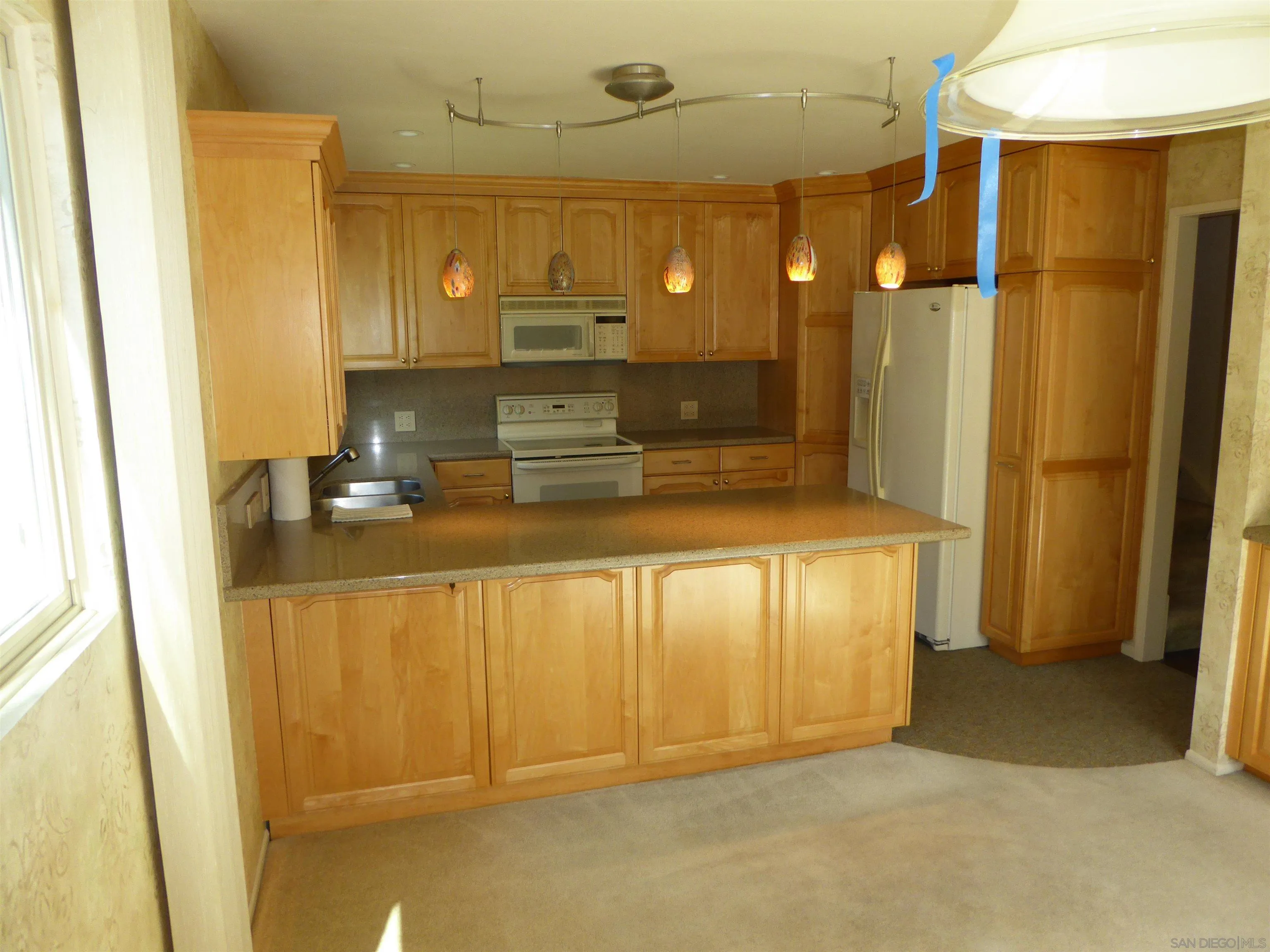 https://cdn.realtyfeed.com/cdn/127/260022705/d67eed9f9cf7abc80fbad76a270c1429.webp