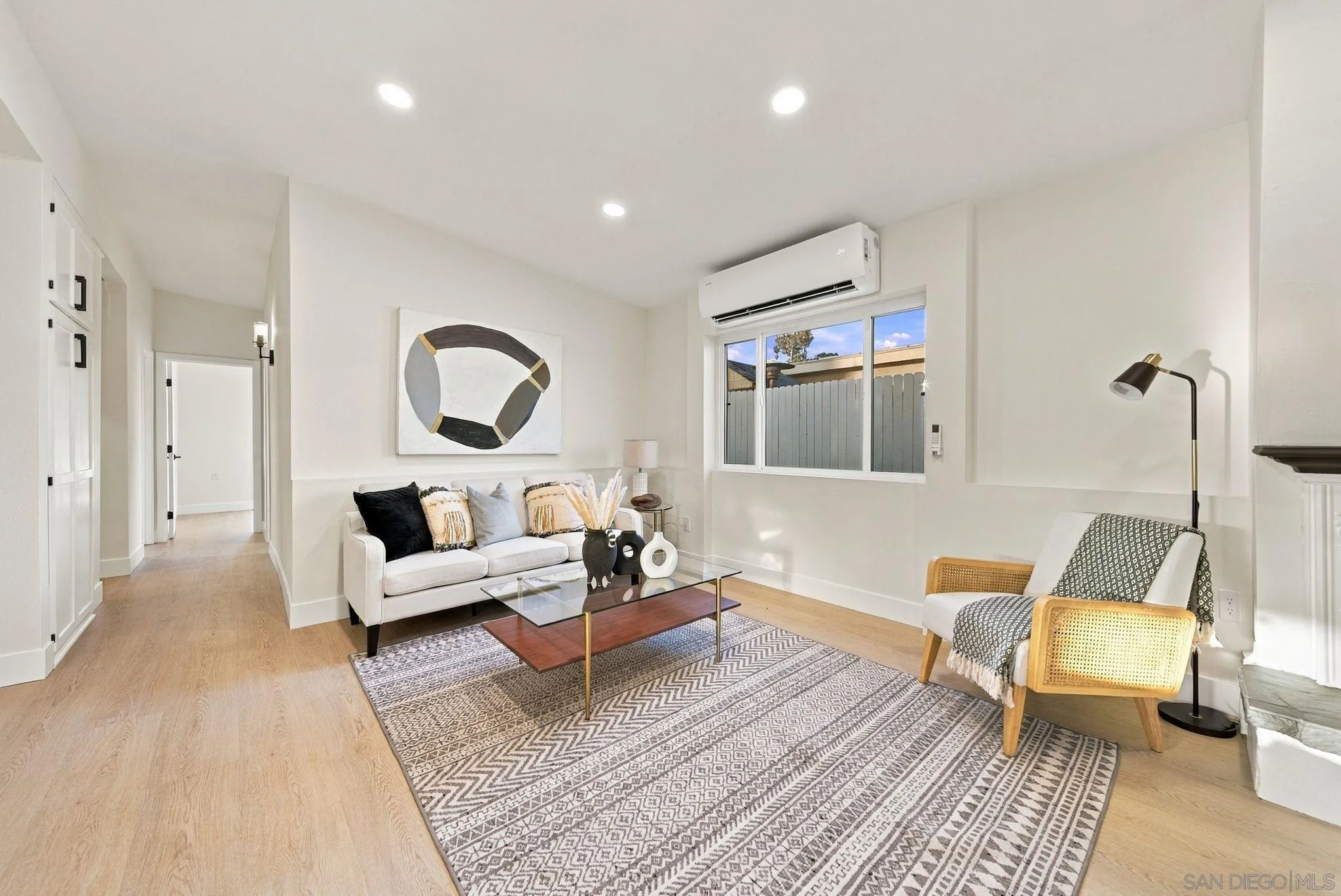 https://cdn.realtyfeed.com/cdn/127/260022706/16ba281432f5a1f03863dcc3e1e27281.webp