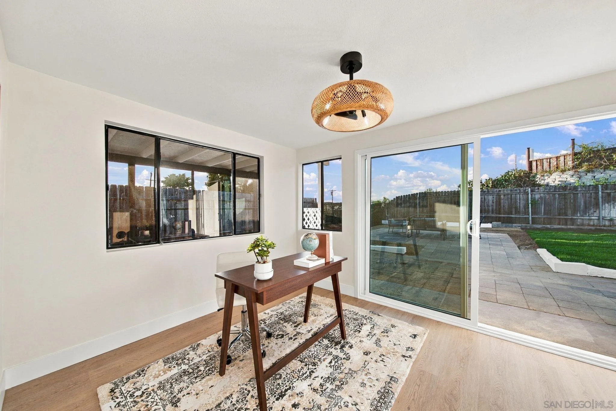 https://cdn.realtyfeed.com/cdn/127/260022706/4a3789f9ef721a06fc009b1a21401c3d.webp