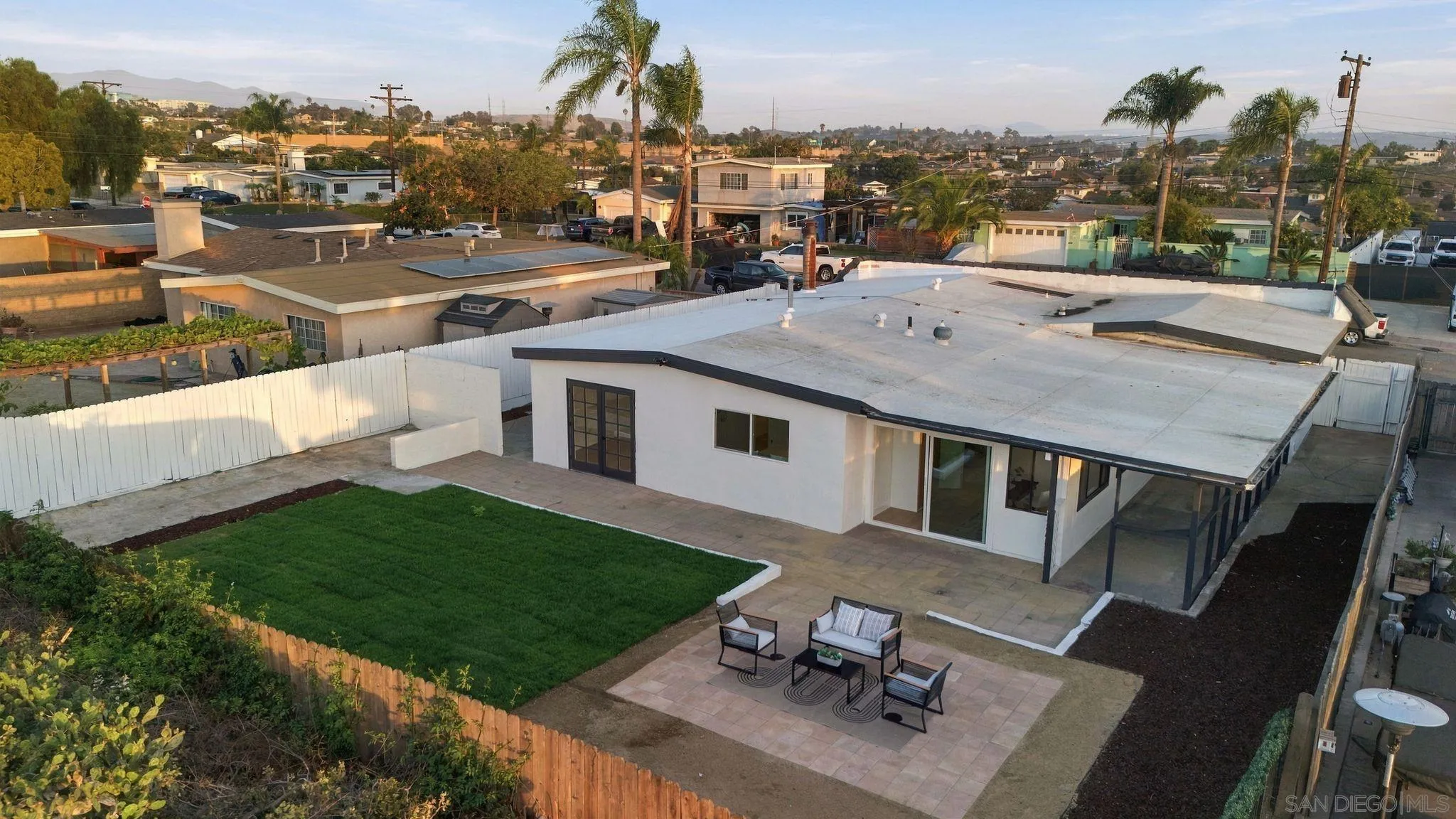 https://cdn.realtyfeed.com/cdn/127/260022706/9dfc01f9730ebe32a30466ff358cfef7.webp