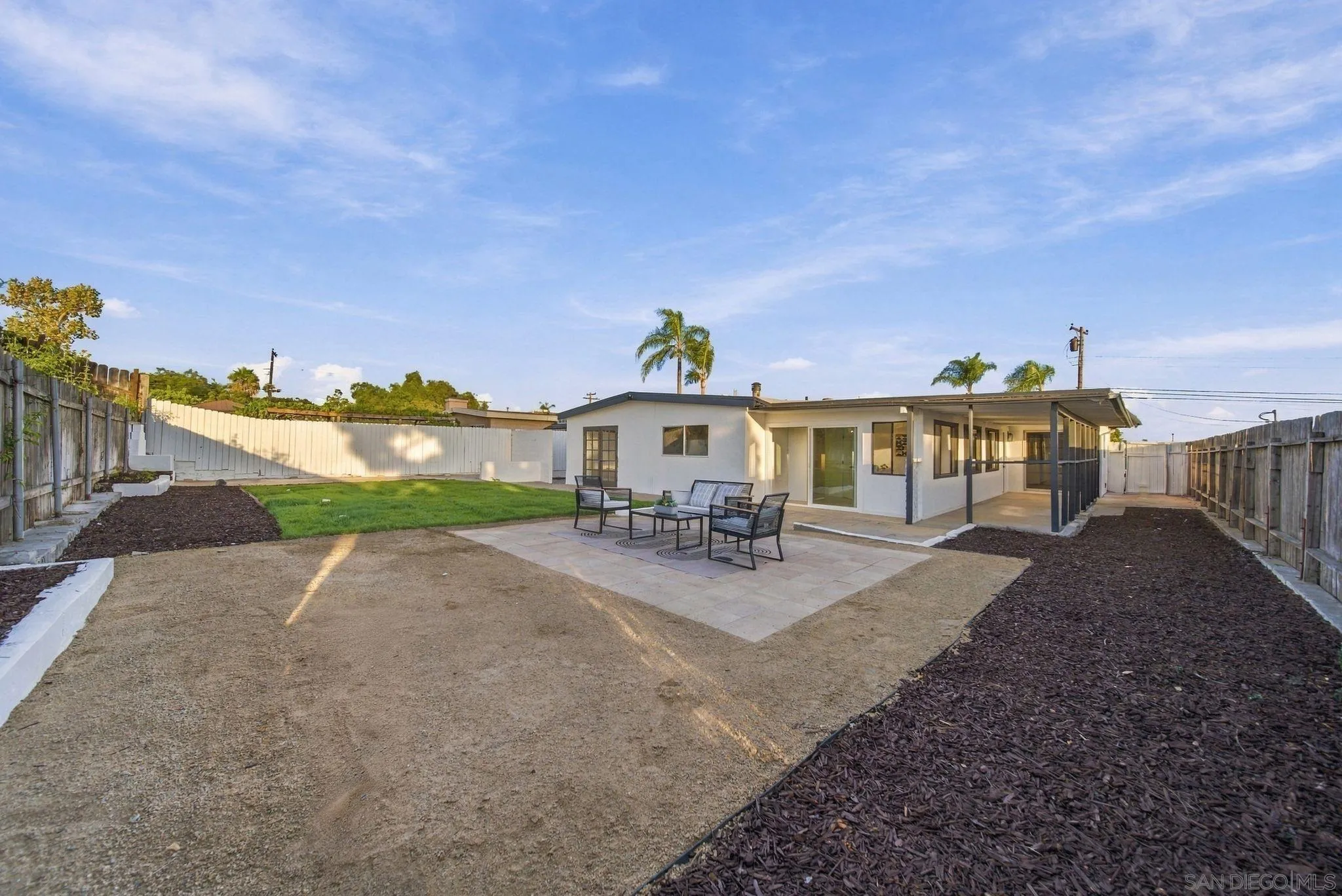 https://cdn.realtyfeed.com/cdn/127/260022706/fd17dc84099a171ff79261701e284f5f.webp