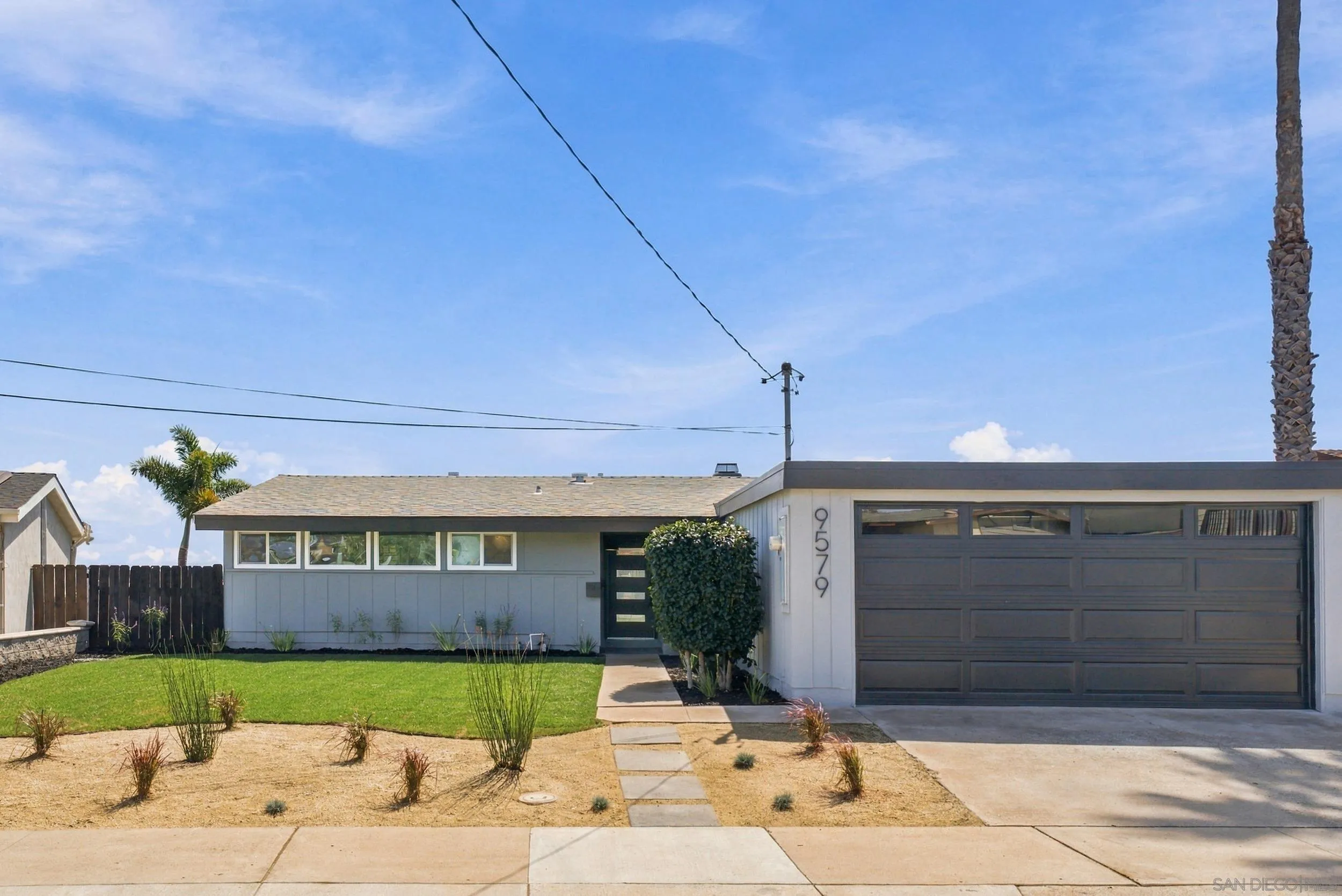 https://cdn.realtyfeed.com/cdn/127/260022707/7f3ead2c9237f7259bbce644005ddaa3.webp