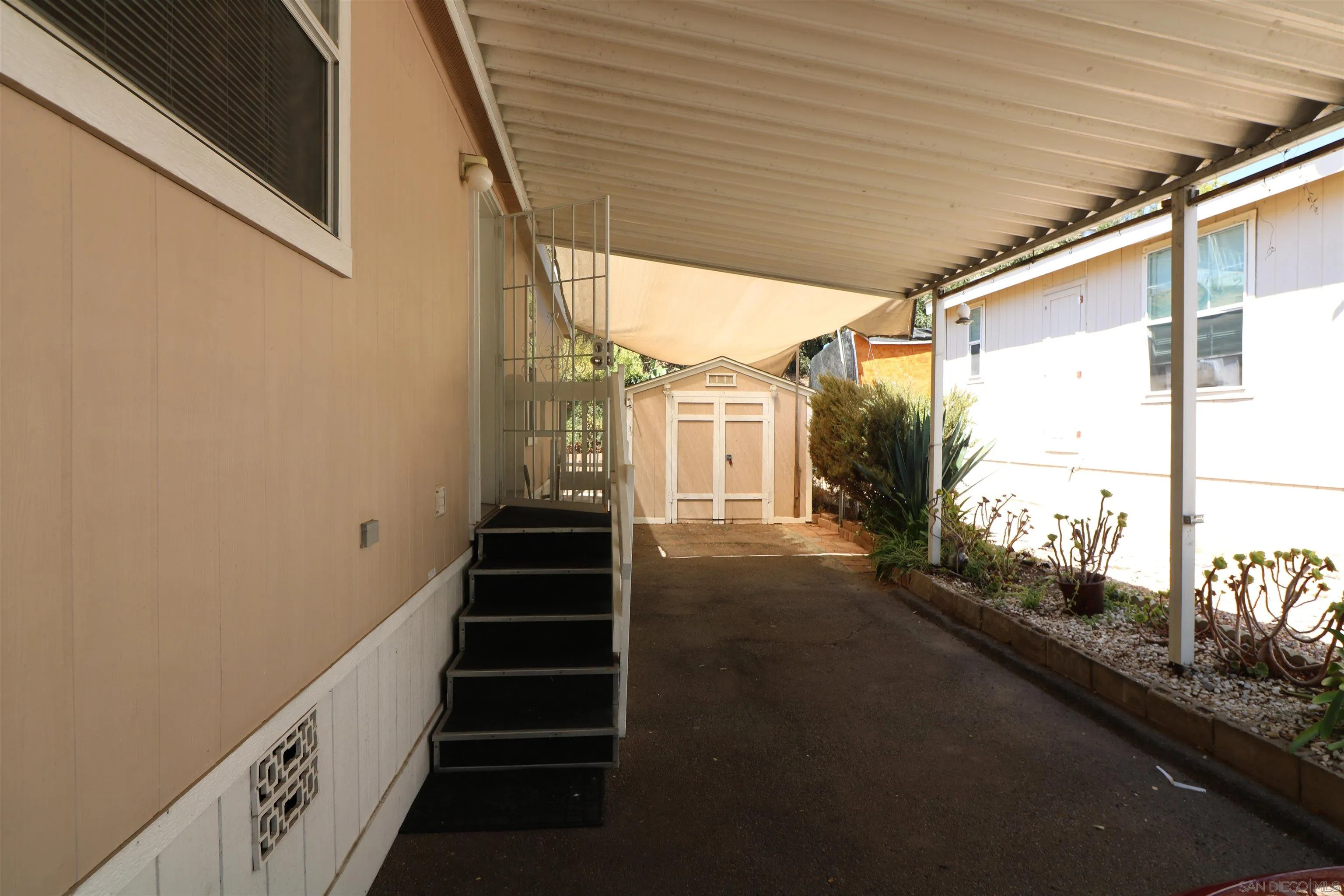 https://cdn.realtyfeed.com/cdn/127/260022710/37d9c67d2512c0d9cc259be4f5f83be6.webp