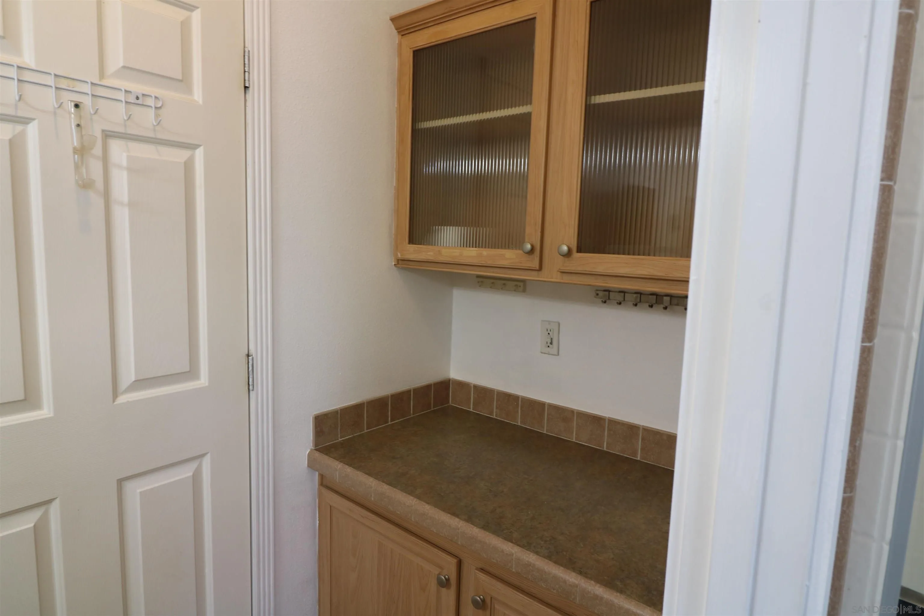 https://cdn.realtyfeed.com/cdn/127/260022710/a4b16491b218aadffe24d1c9be7a7ce2.webp