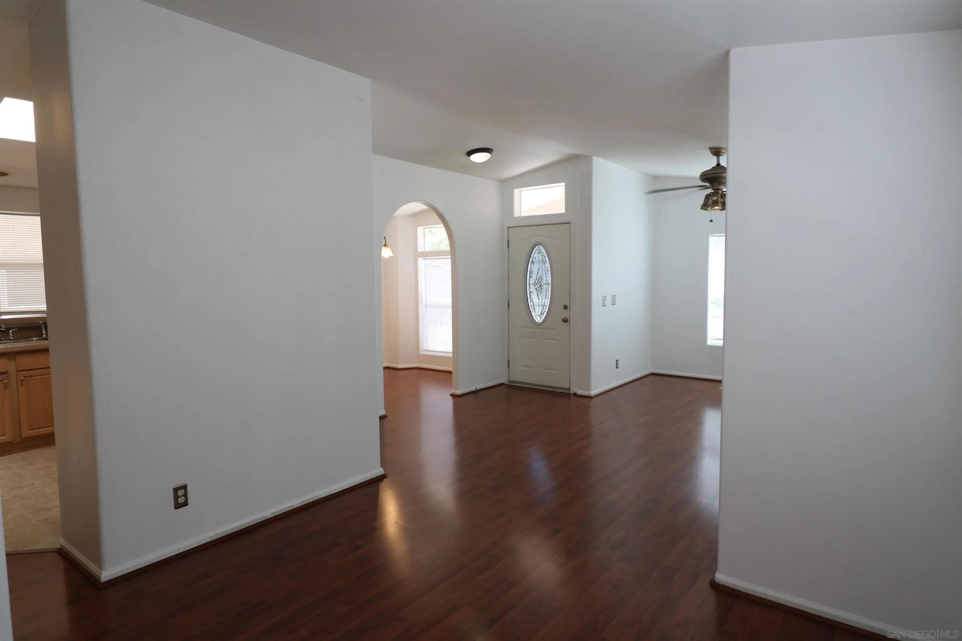 https://cdn.realtyfeed.com/cdn/127/260022710/f94de907a2573b6173203c3c62a314c6.webp