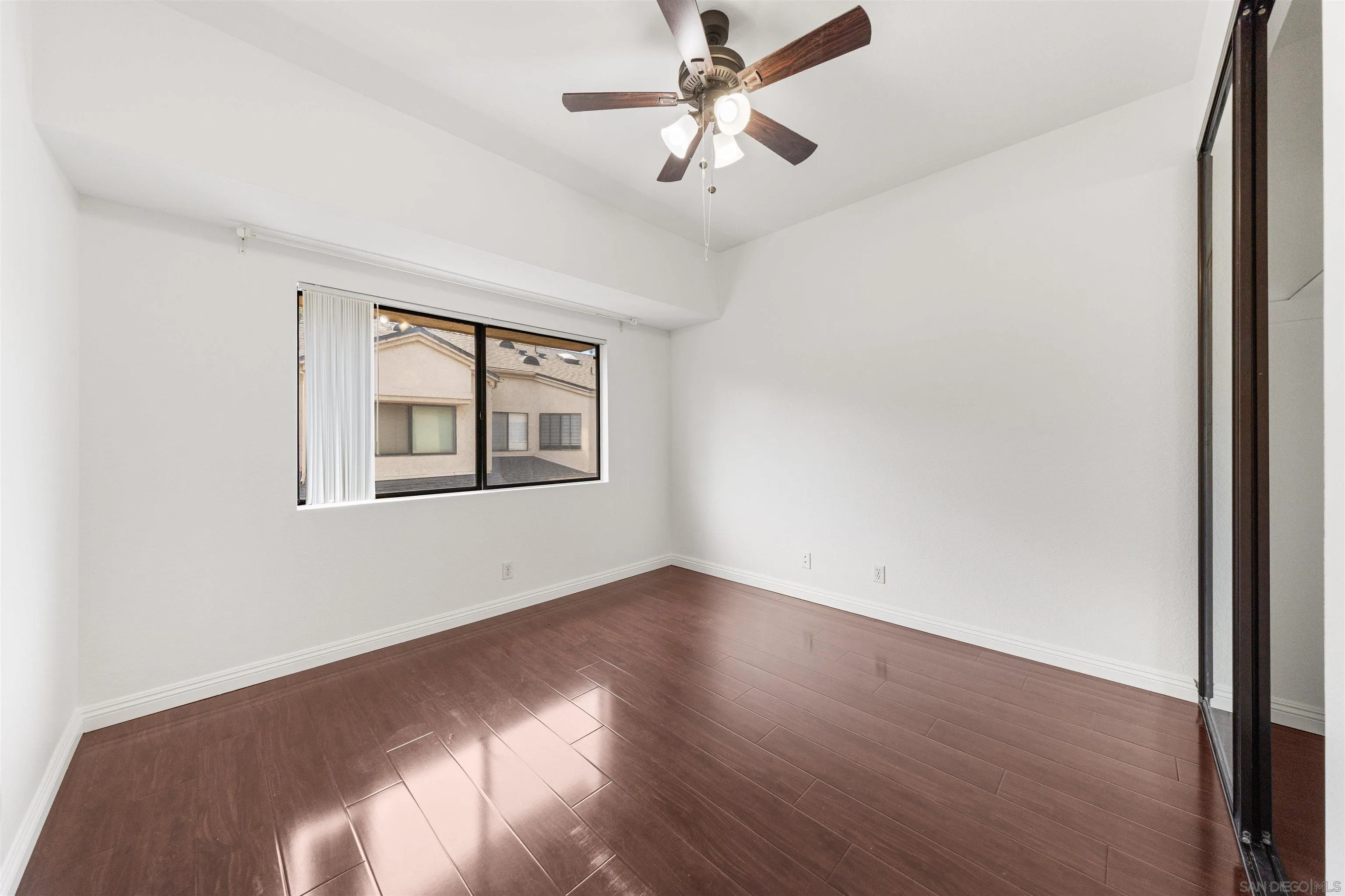 https://cdn.realtyfeed.com/cdn/127/260022713/8d4d613332bd74aff25c3e6de1b8b804.webp