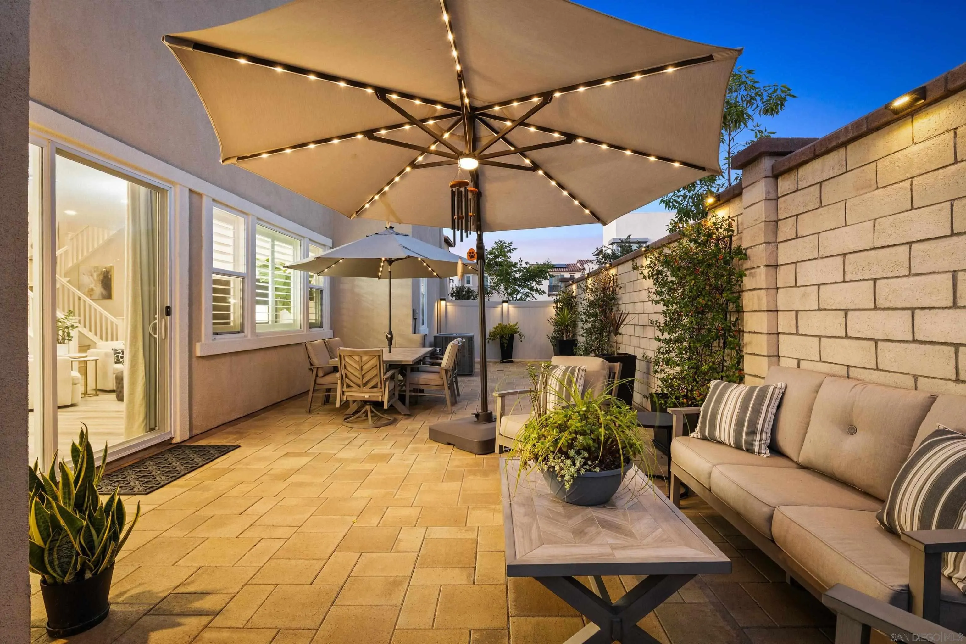 https://cdn.realtyfeed.com/cdn/127/260022715/4525cdba7137f2aa07a624c715b3288d.webp
