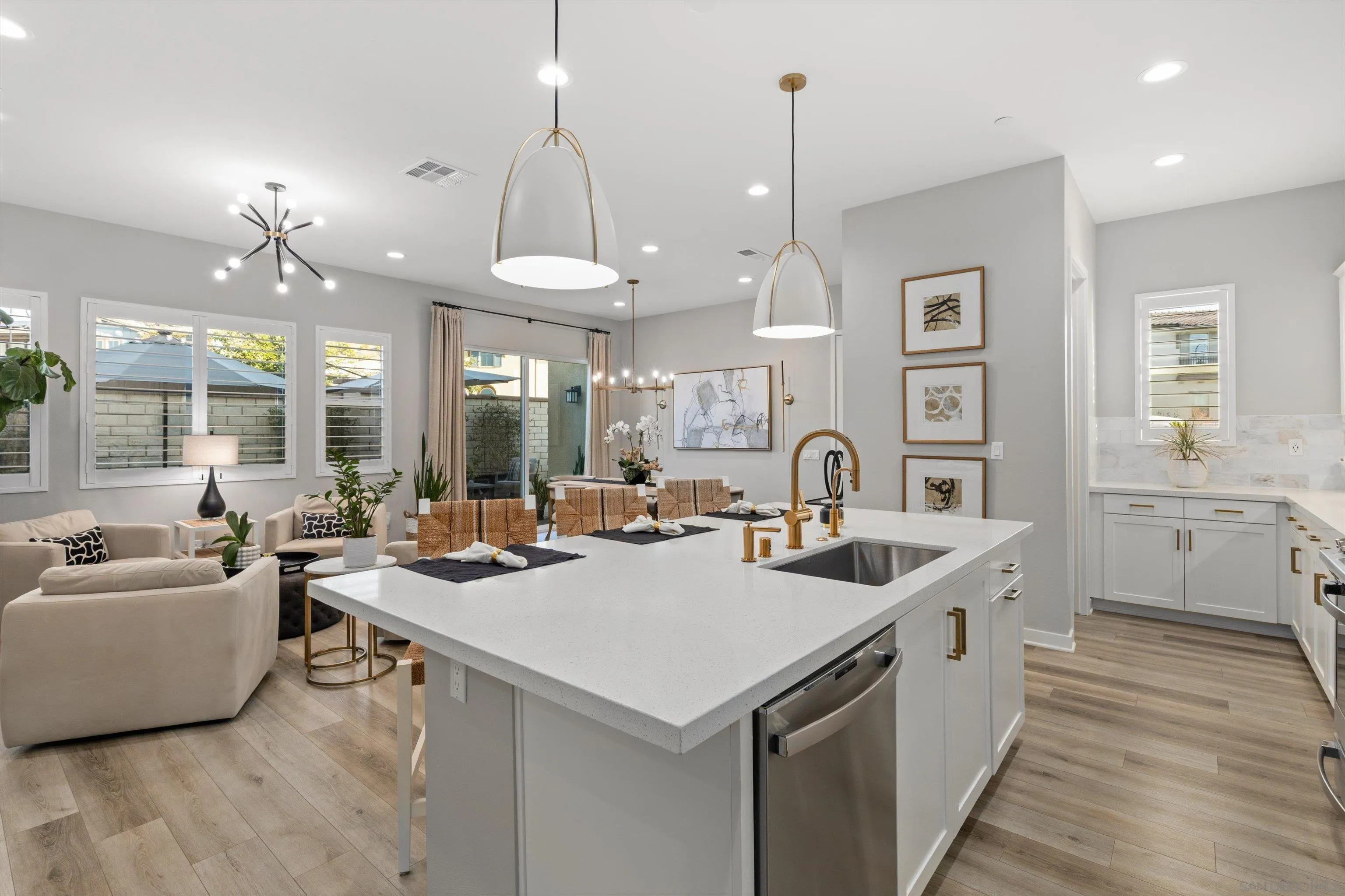 https://cdn.realtyfeed.com/cdn/127/260022715/57b561aa67850f099f608dcaa2be92a7.webp