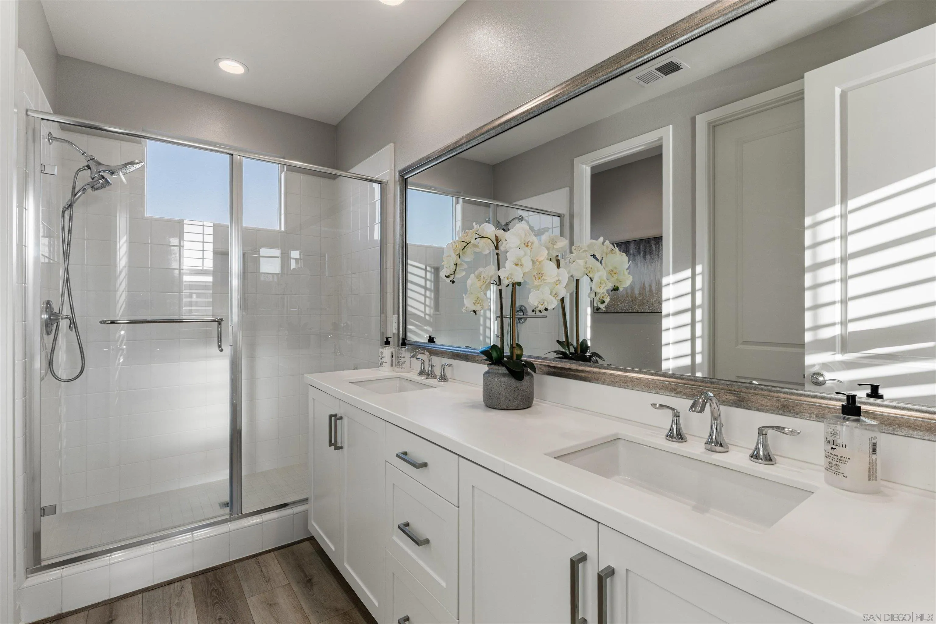 https://cdn.realtyfeed.com/cdn/127/260022715/7fb9ad87dfae780c9270c99ebc5ccac2.webp