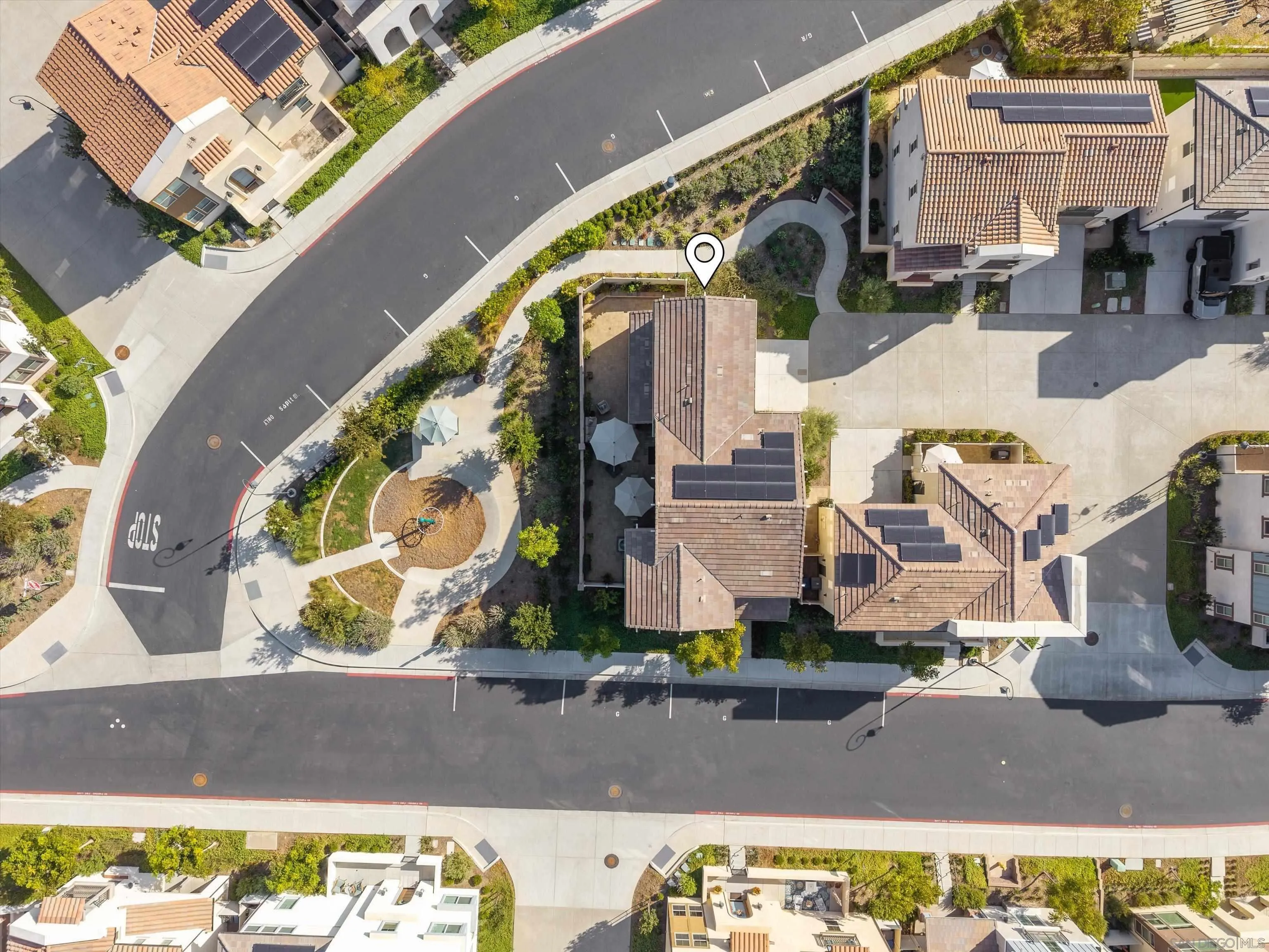 https://cdn.realtyfeed.com/cdn/127/260022715/af488bb5630042edeed6261eaa5525c1.webp