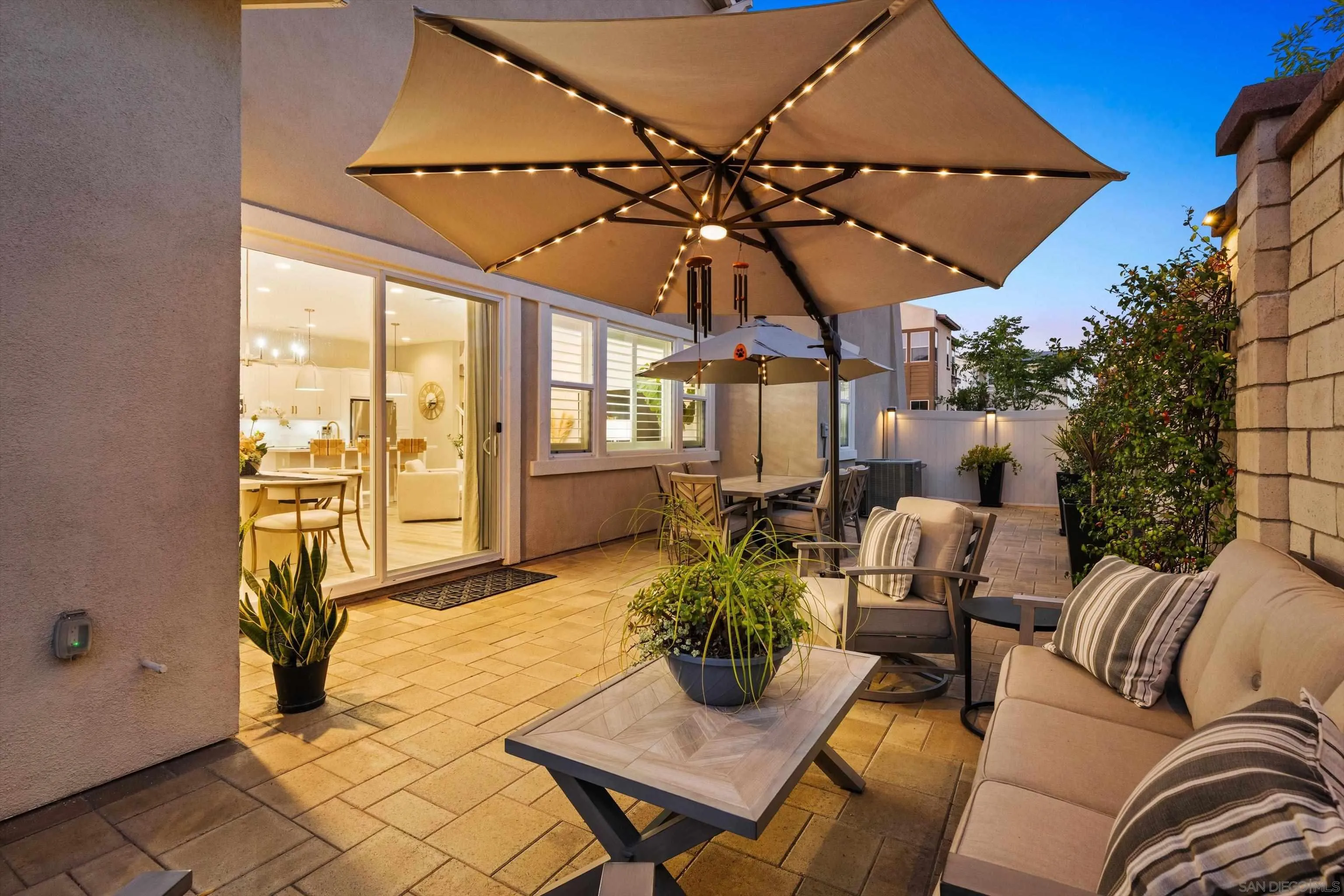 https://cdn.realtyfeed.com/cdn/127/260022715/bd26f40bc7130b336d8143578e3995e1.webp