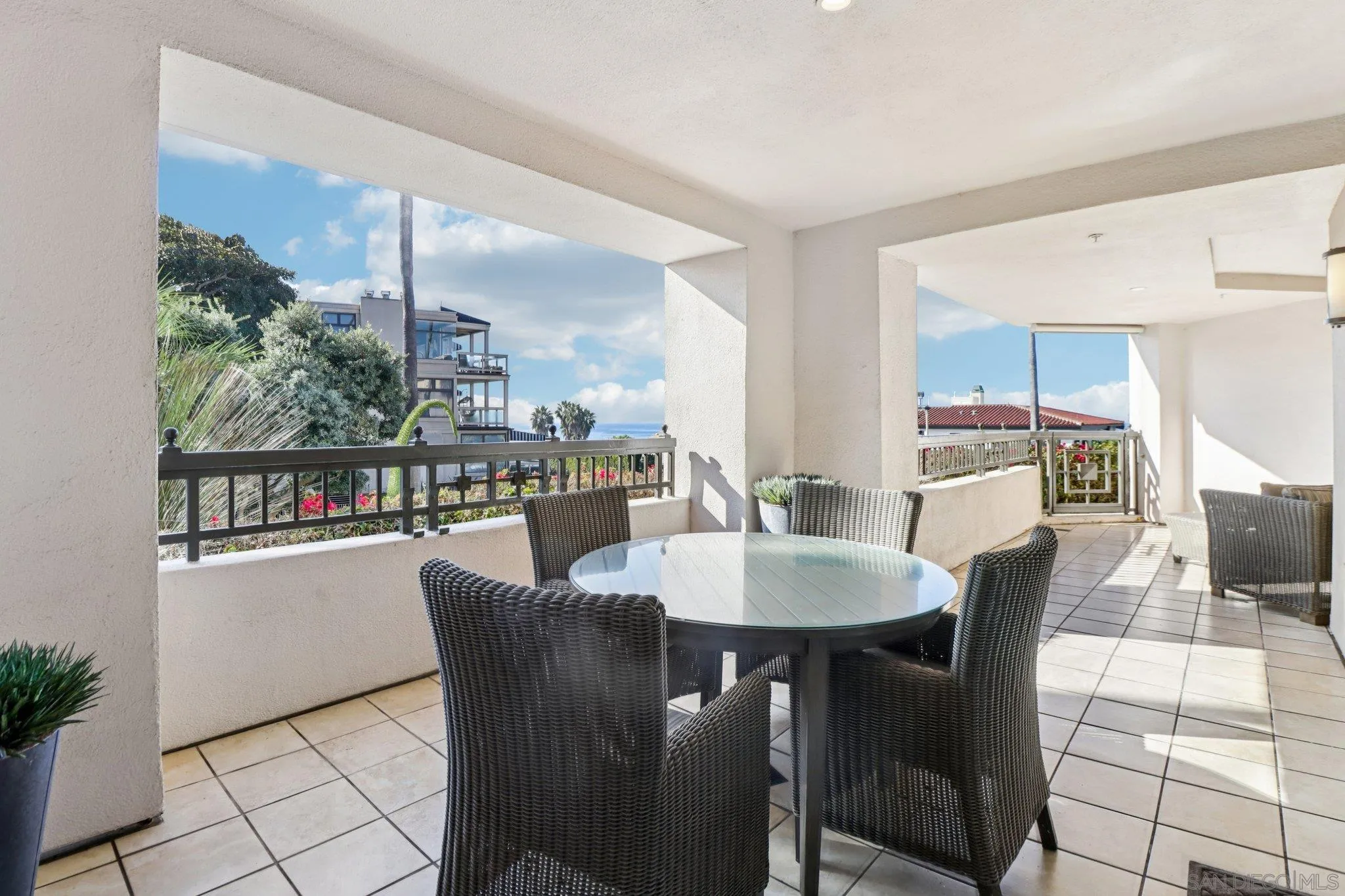 https://cdn.realtyfeed.com/cdn/127/260022719/081fec92015e85536cfaafe001a5da00.webp