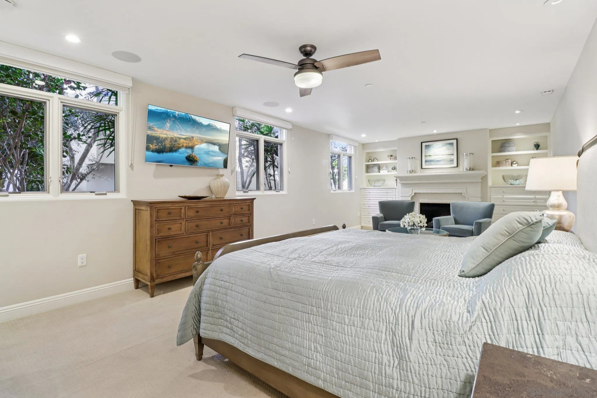 https://cdn.realtyfeed.com/cdn/127/260022719/2d1acdcea08abb19bceefcf3004ec333.webp