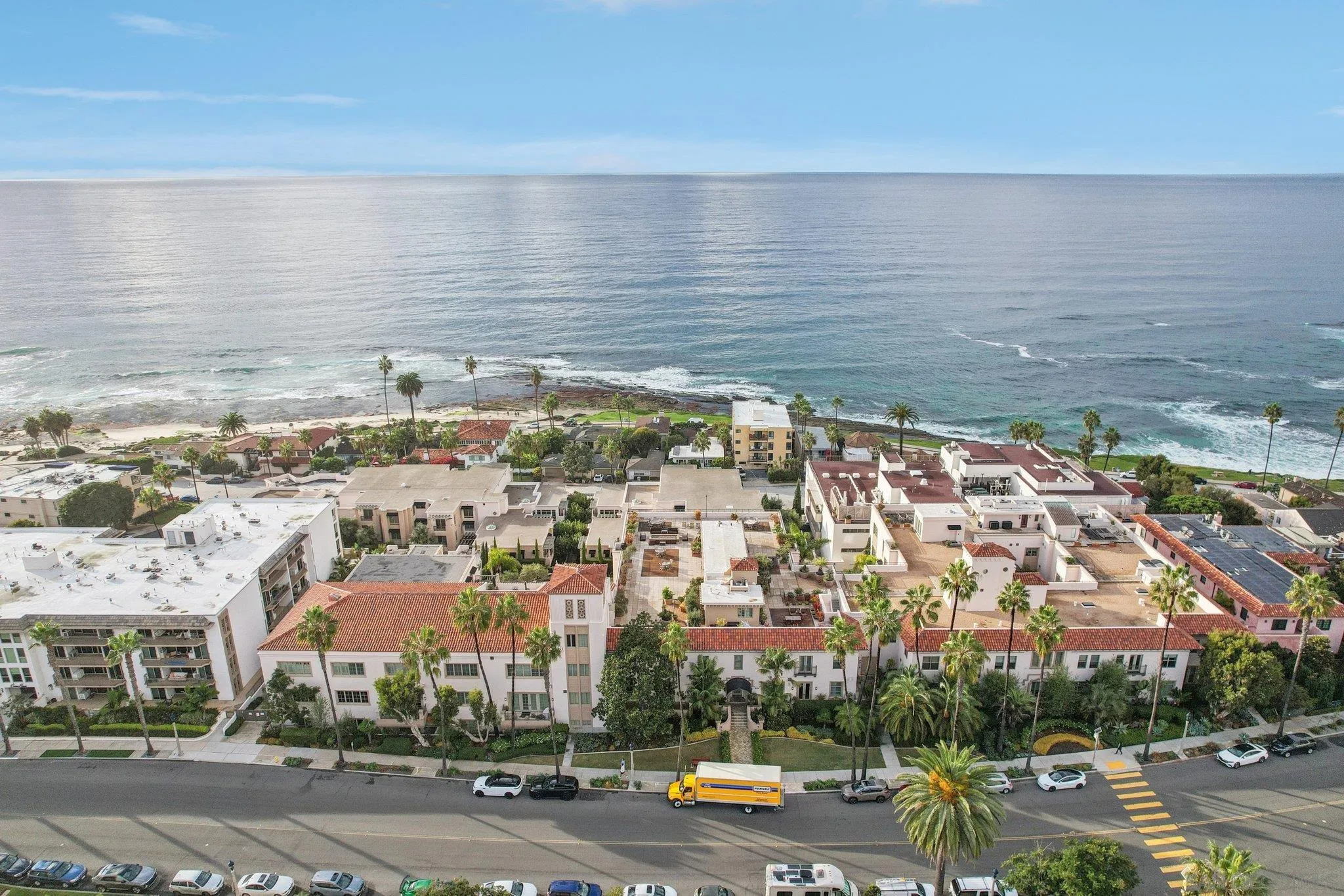 https://cdn.realtyfeed.com/cdn/127/260022719/3ea408badc5ca02a72c0b855bda00236.webp