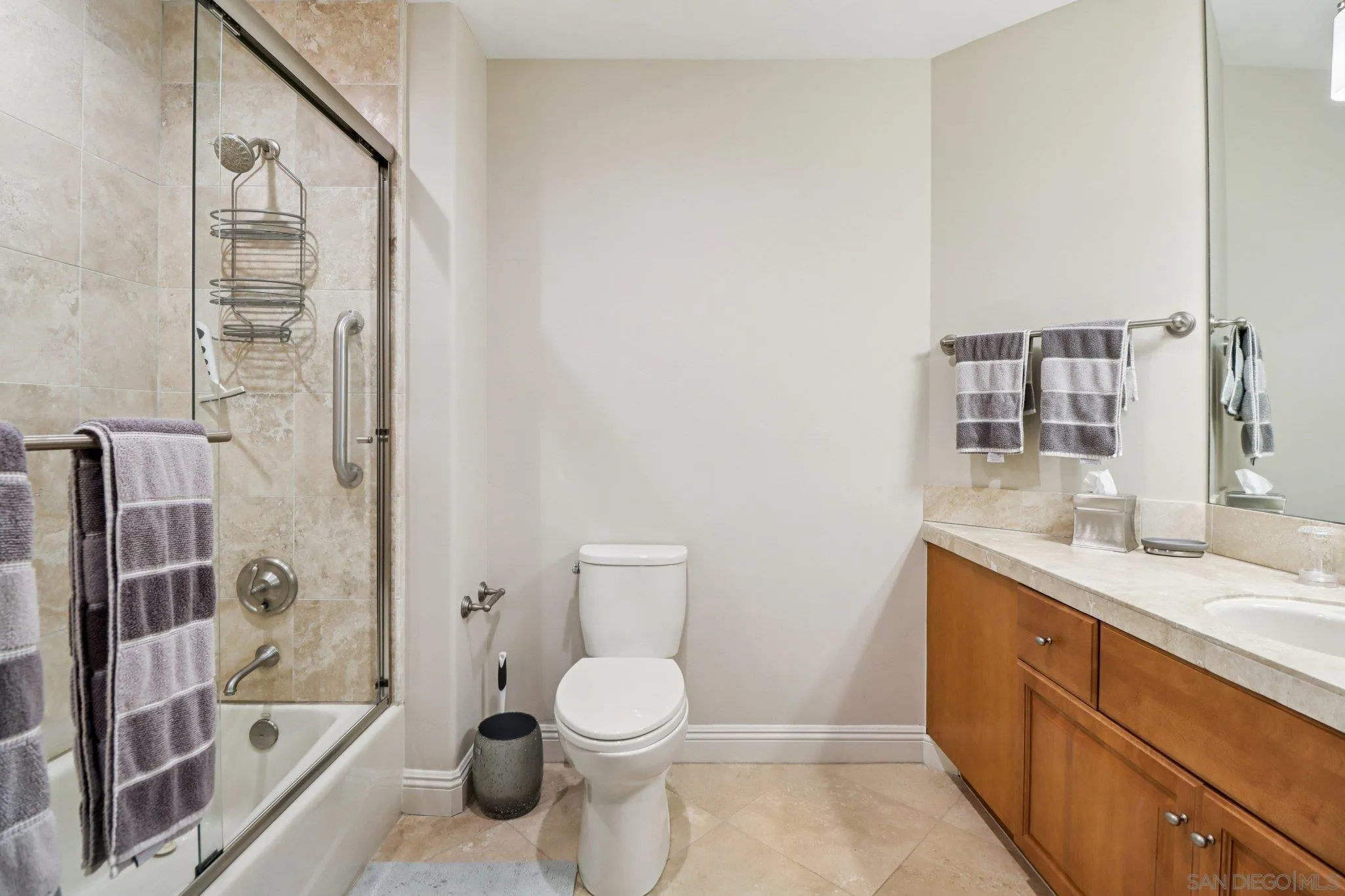 https://cdn.realtyfeed.com/cdn/127/260022719/9109c70b1bee53b4132c57b3554ed123.webp