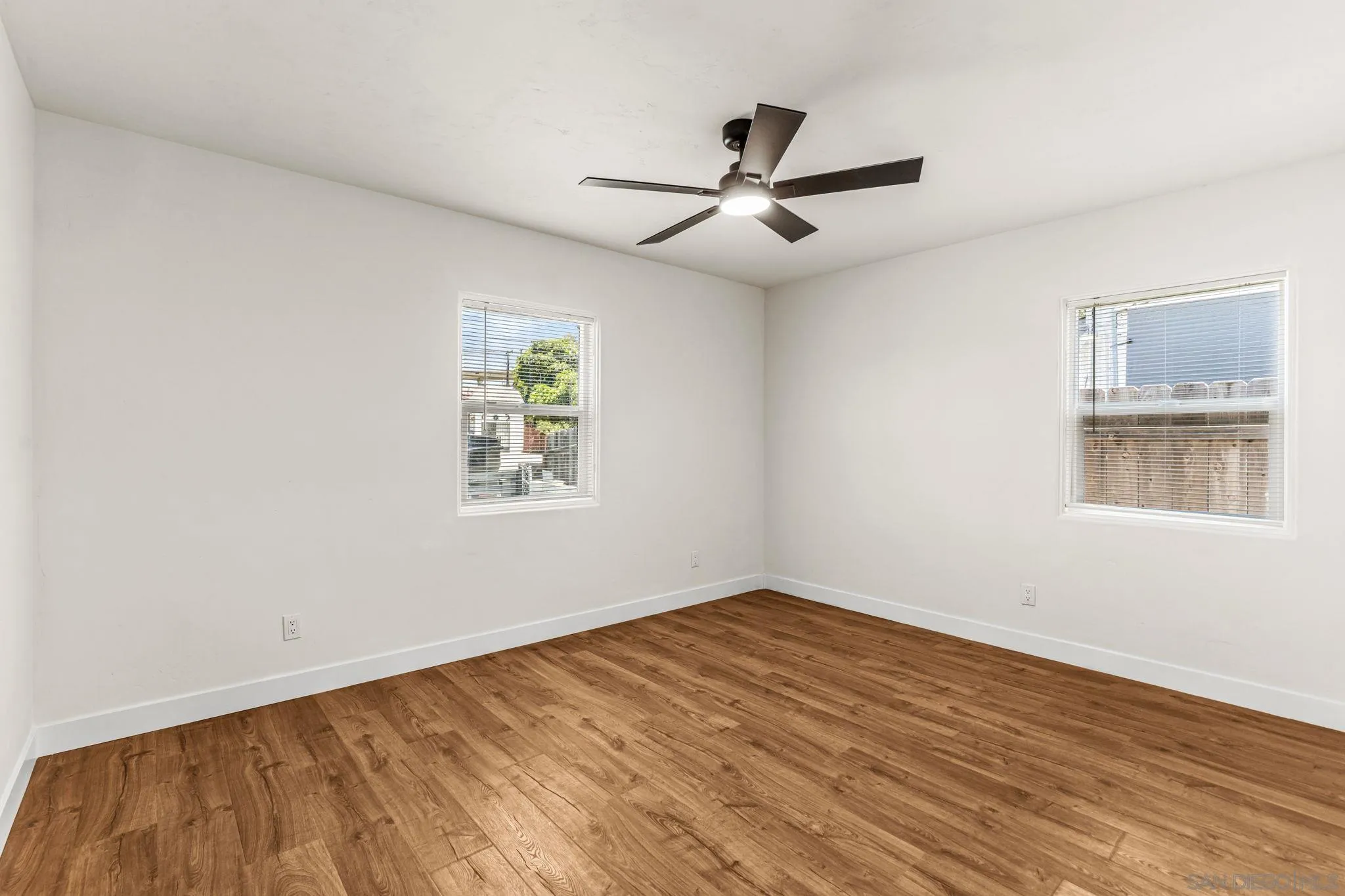 https://cdn.realtyfeed.com/cdn/127/260022721/354d51f6aff593031abc4c42cae339ed.webp