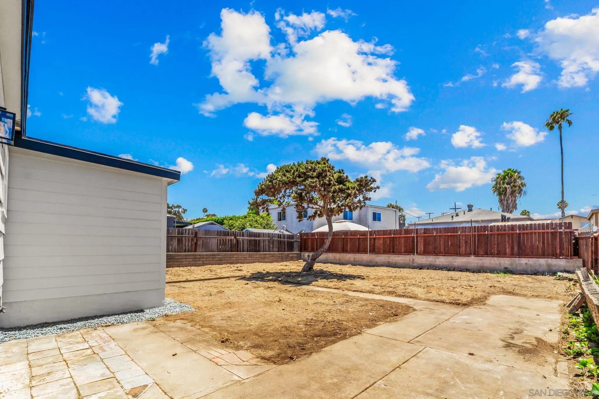 https://cdn.realtyfeed.com/cdn/127/260022721/d4224f9893ac1980cd2e653ef246e264.webp