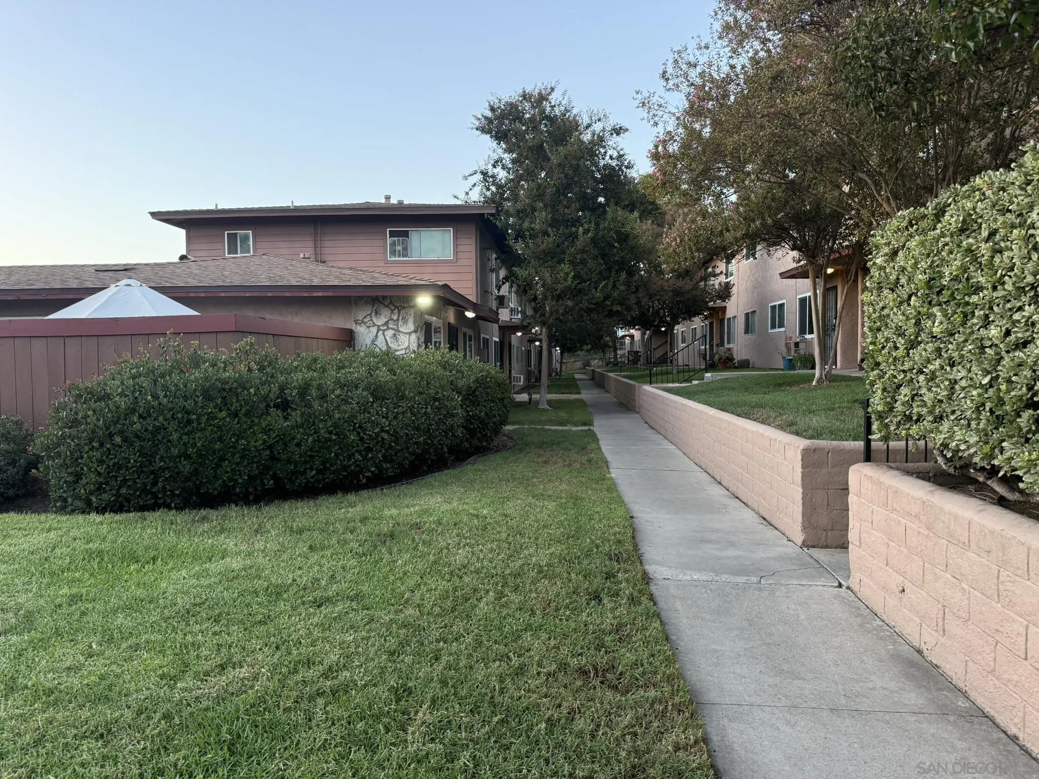 https://cdn.realtyfeed.com/cdn/127/260022722/423bbc41907b8dd5d87095cc735bd720.webp