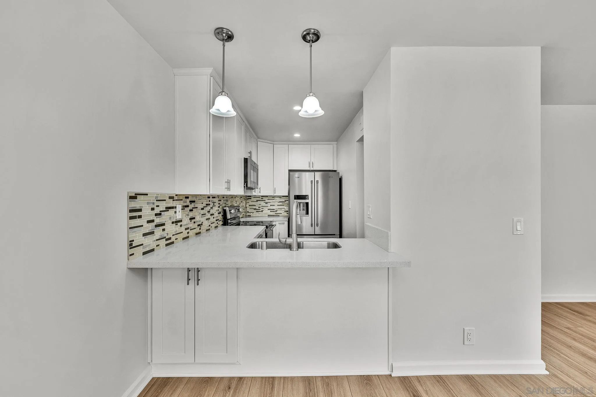 https://cdn.realtyfeed.com/cdn/127/260022724/03cdcbdb1cd456b38e819bb3034ee413.webp