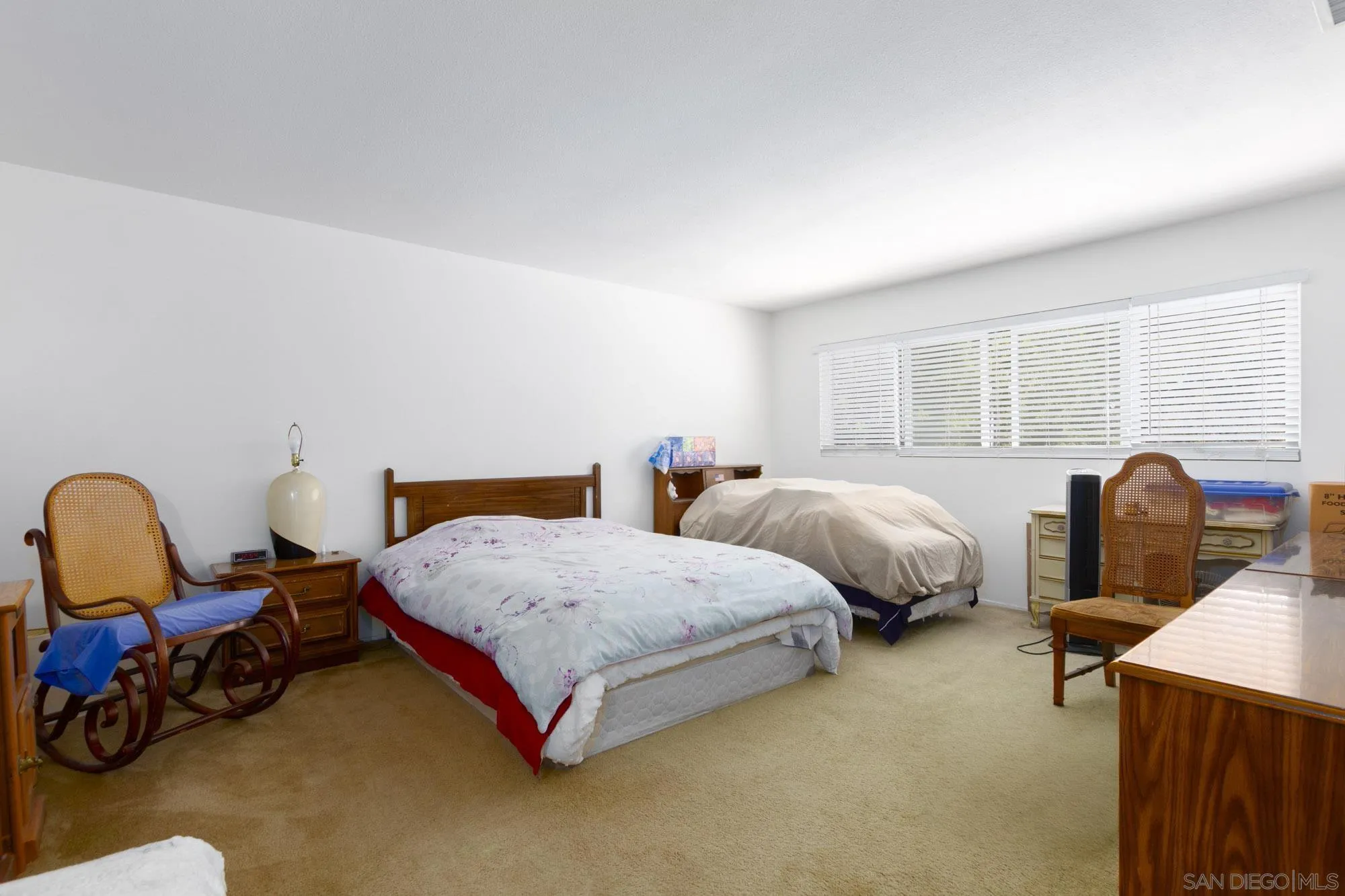 https://cdn.realtyfeed.com/cdn/127/260022725/2085a739225a65e75302bad2848b4bc8.webp