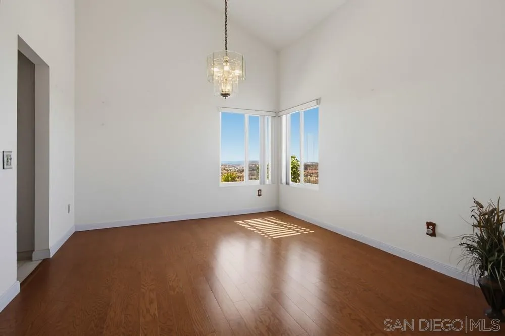 https://cdn.realtyfeed.com/cdn/127/260022729/1020b7964e0c000de8f44582934586a6.webp