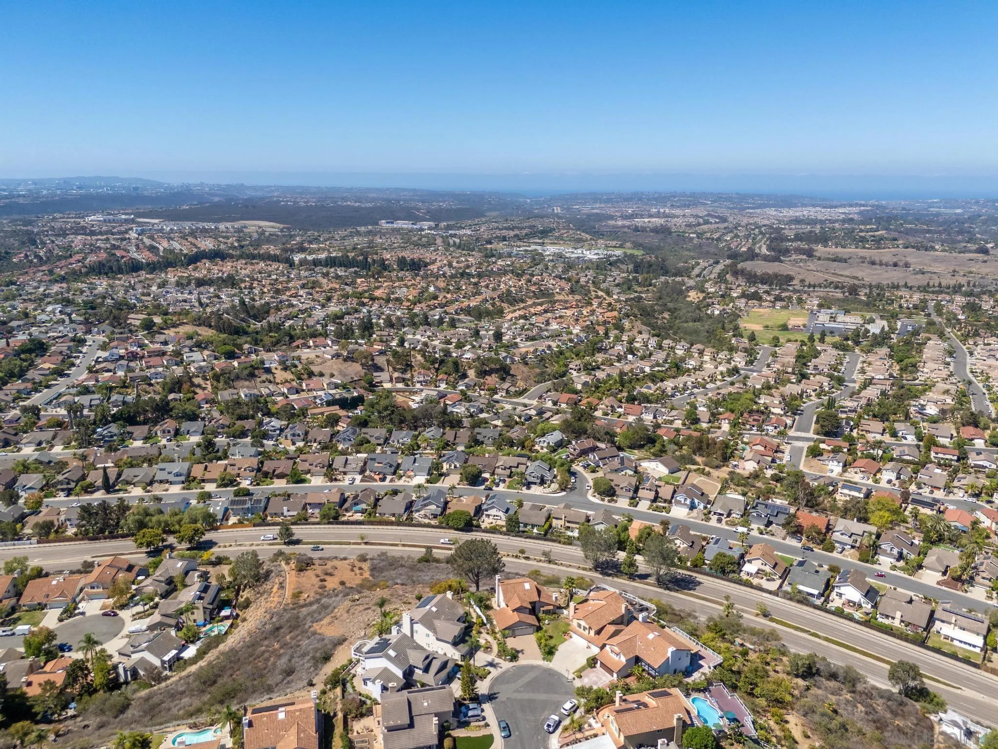 https://cdn.realtyfeed.com/cdn/127/260022729/4621e5c6b1d7ae689bde447dc4f1fe06.webp