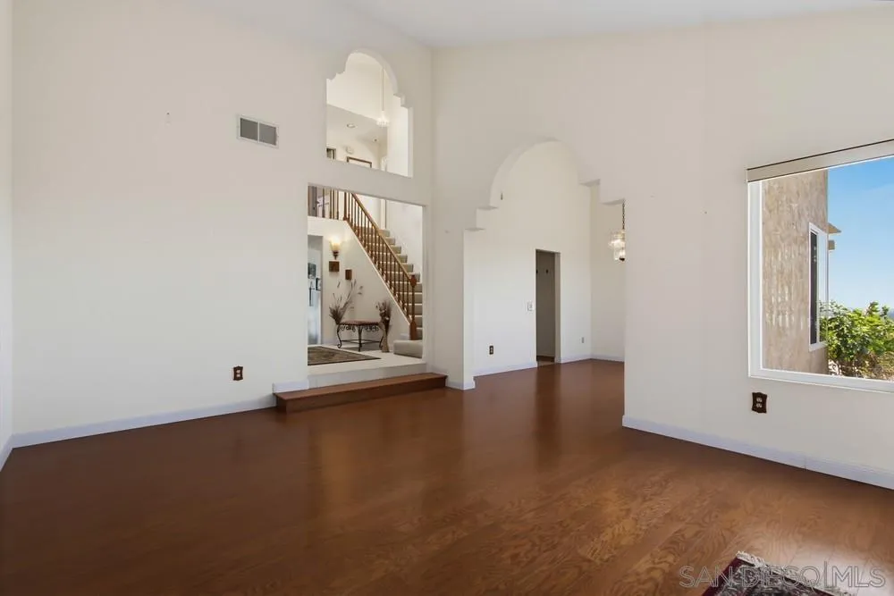 https://cdn.realtyfeed.com/cdn/127/260022729/5a093c118afce214c1f7552859de6605.webp