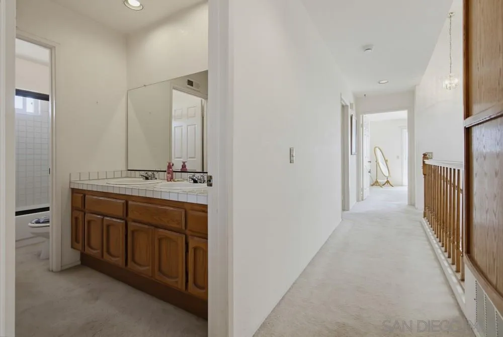 https://cdn.realtyfeed.com/cdn/127/260022729/6dafb4f156df7aabcd256b4f1b6f9691.webp
