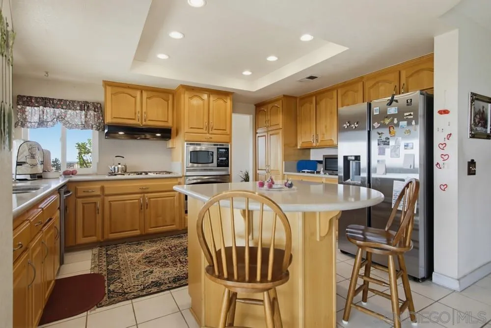 https://cdn.realtyfeed.com/cdn/127/260022729/bb146d45f8df35bcad513488878fb46c.webp