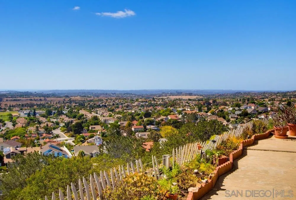 https://cdn.realtyfeed.com/cdn/127/260022729/edf4b77fe0eef20f9f9430c8a8eb67b6.webp