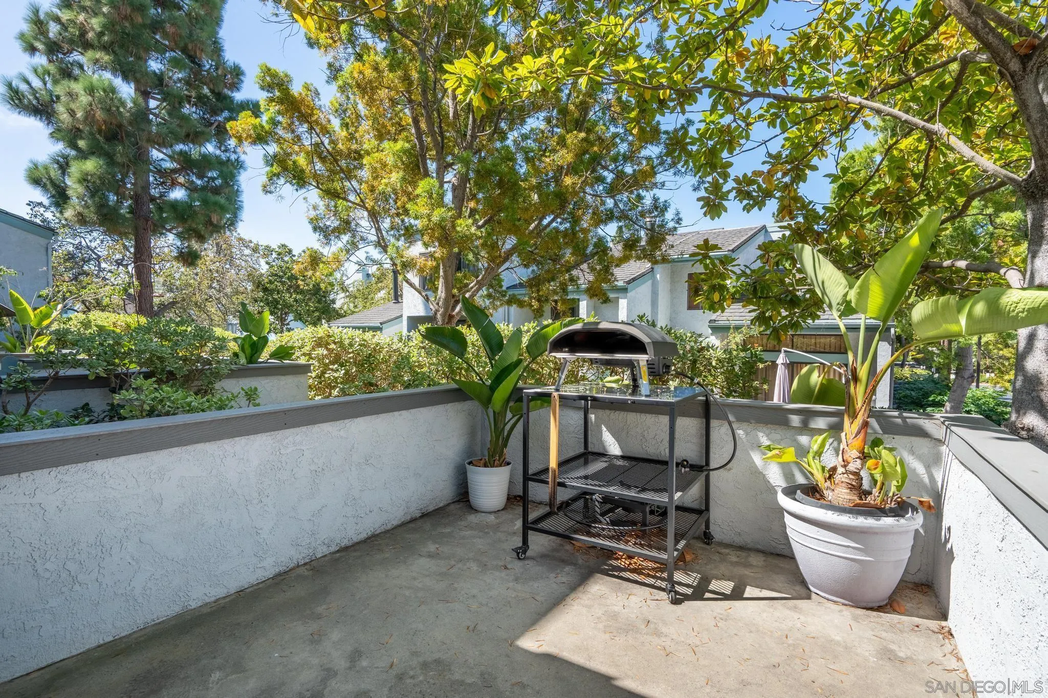 https://cdn.realtyfeed.com/cdn/127/260022730/051f13d6fb9953d4b80376e7d61d5aab.webp
