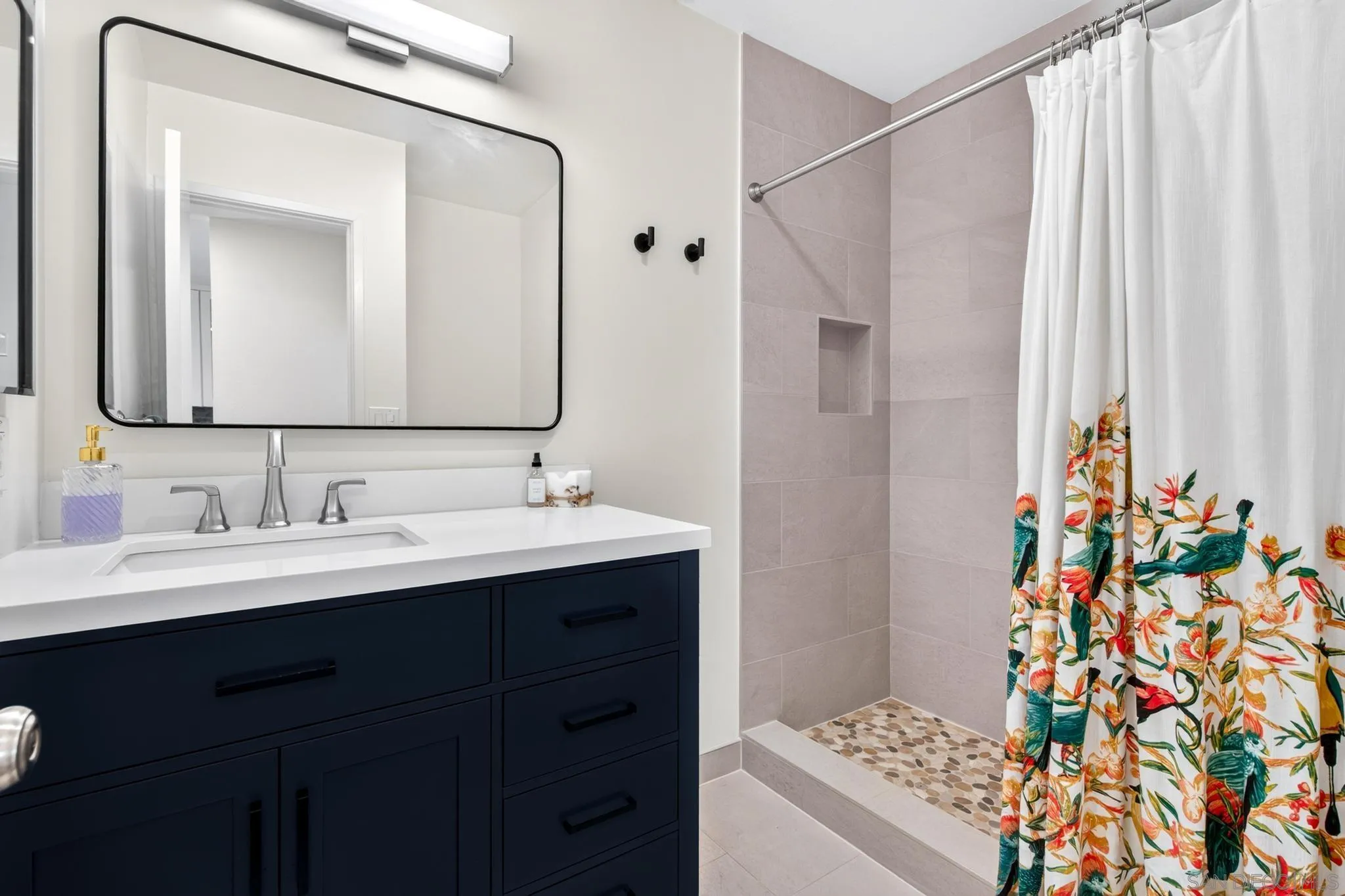 https://cdn.realtyfeed.com/cdn/127/260022730/1f5d850d384323f58693d29d35f56c0d.webp
