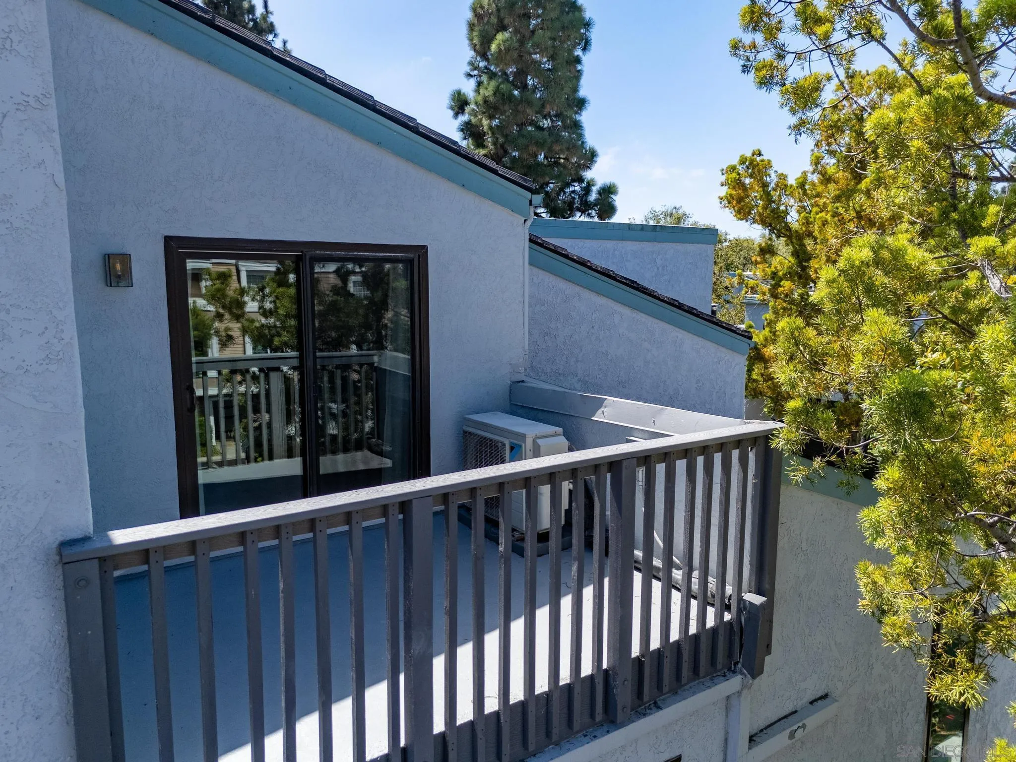 https://cdn.realtyfeed.com/cdn/127/260022730/e4427d95fee1c54d3db75cbedcfd3119.webp