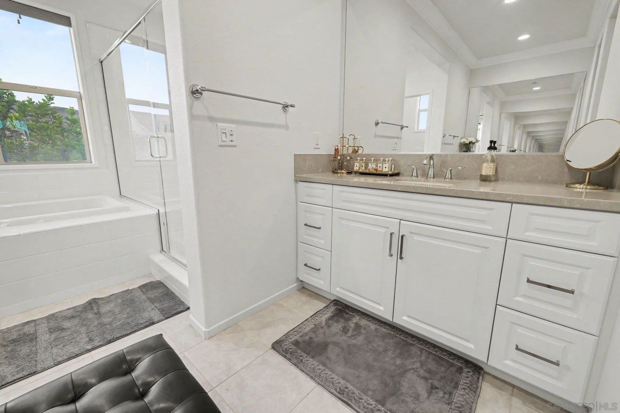 https://cdn.realtyfeed.com/cdn/127/260022736/5ca340dfb60115d8cf395cb53dcd9aa6.webp