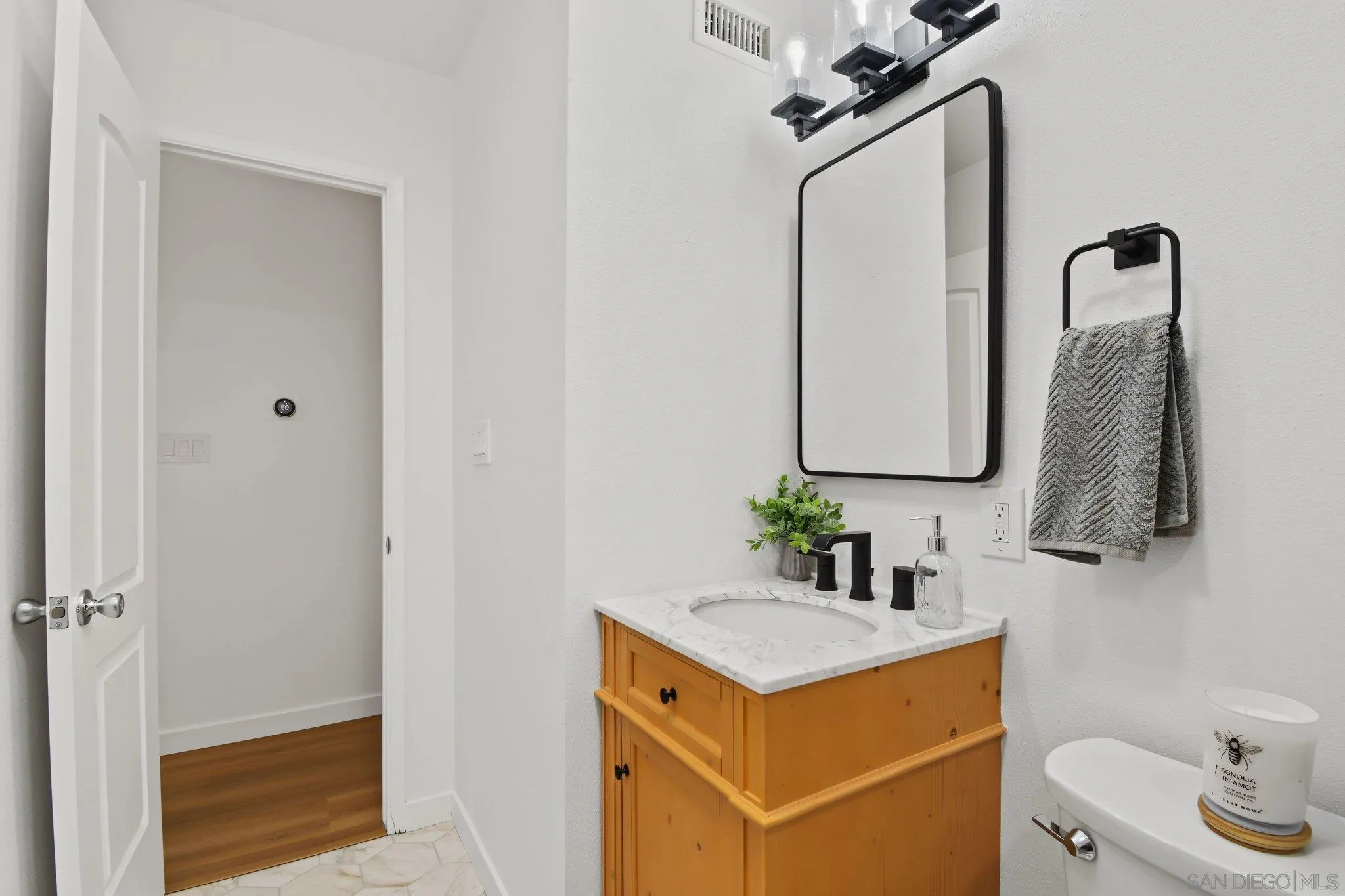 https://cdn.realtyfeed.com/cdn/127/260022742/08744f3aa2ed47224ccb6ca23e6d9367.webp