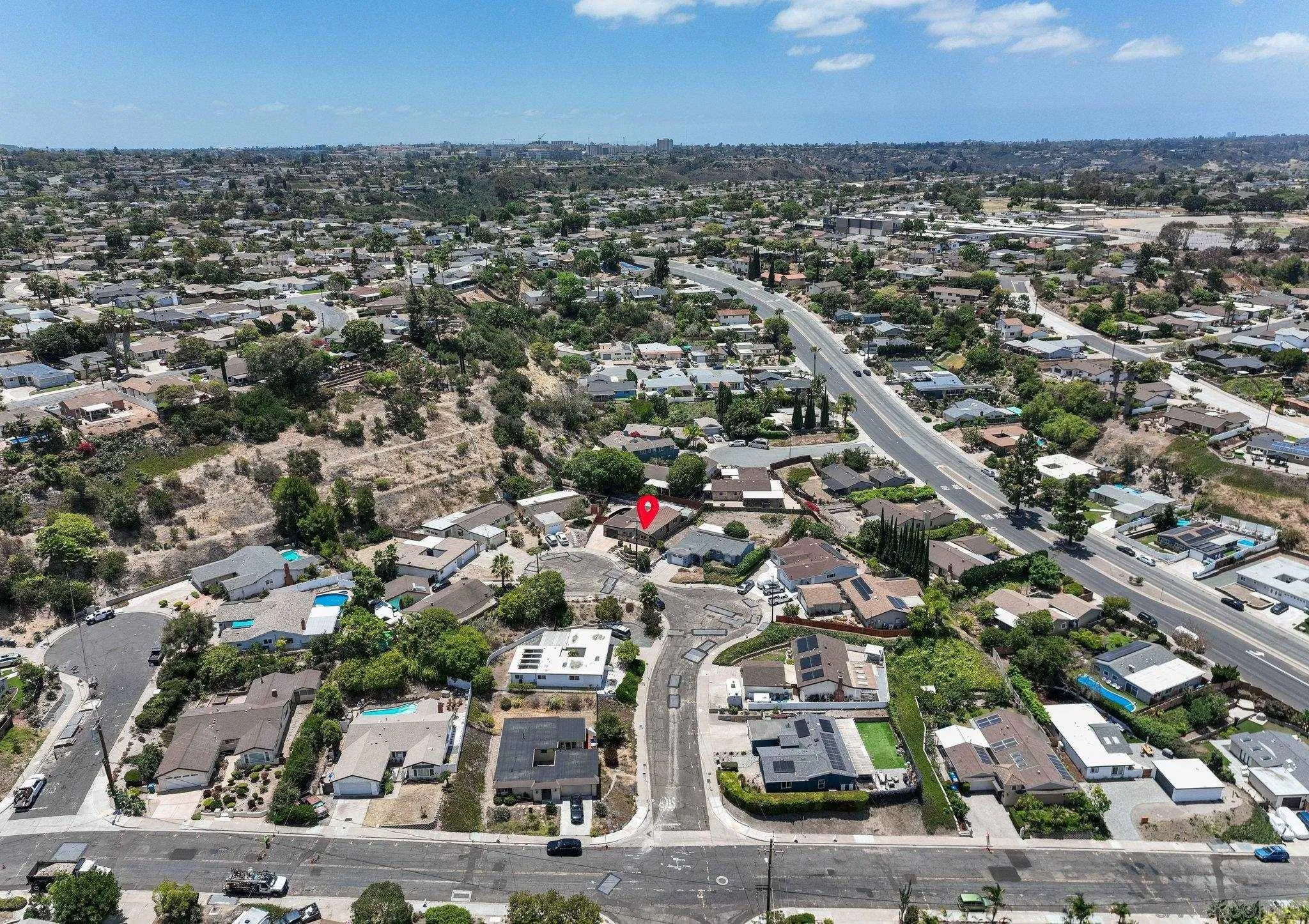 https://cdn.realtyfeed.com/cdn/127/260022742/534247333aef4f3102e412d95b604557.webp