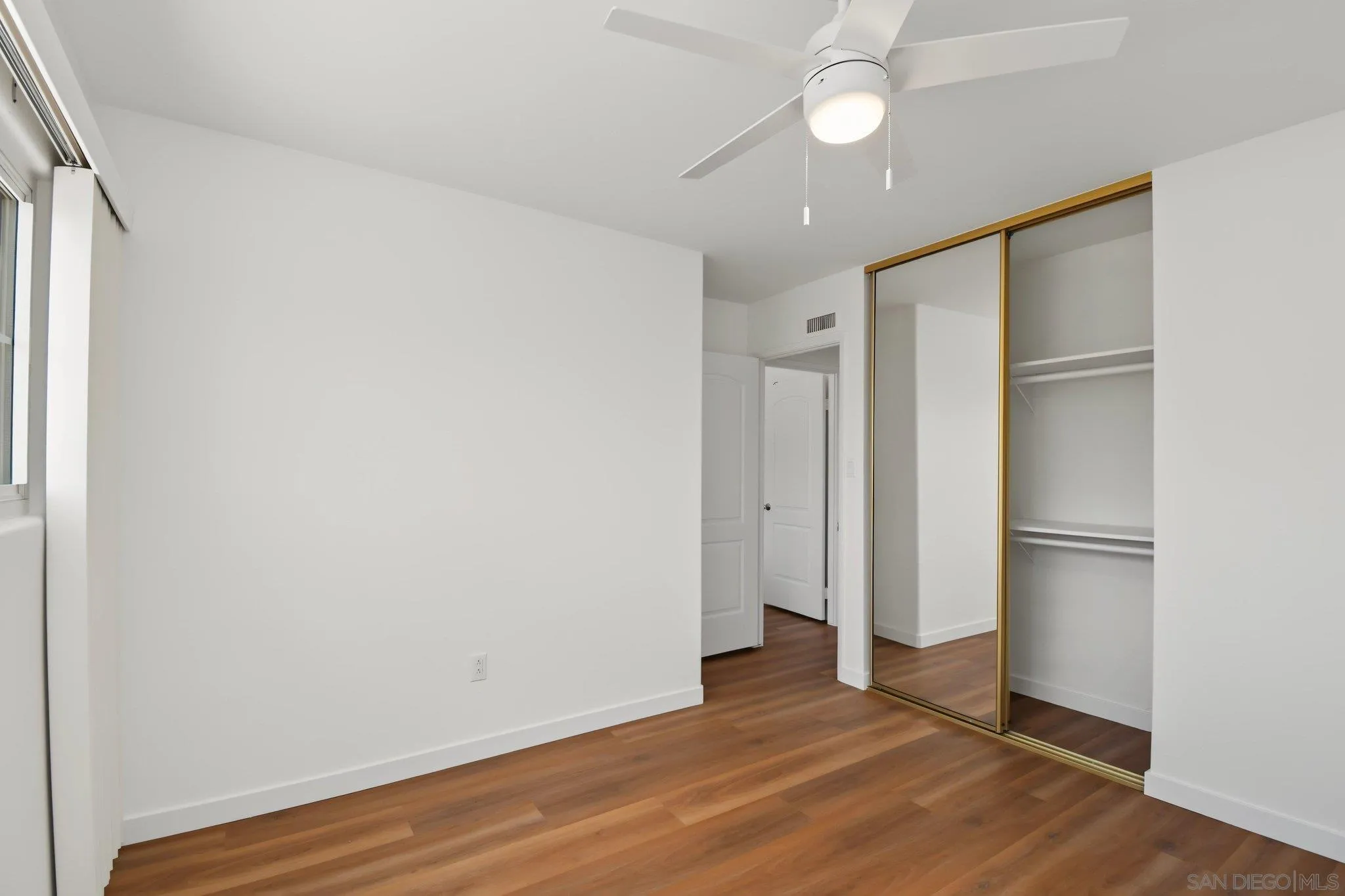 https://cdn.realtyfeed.com/cdn/127/260022742/a357517453213c6cb9865aad8e674616.webp