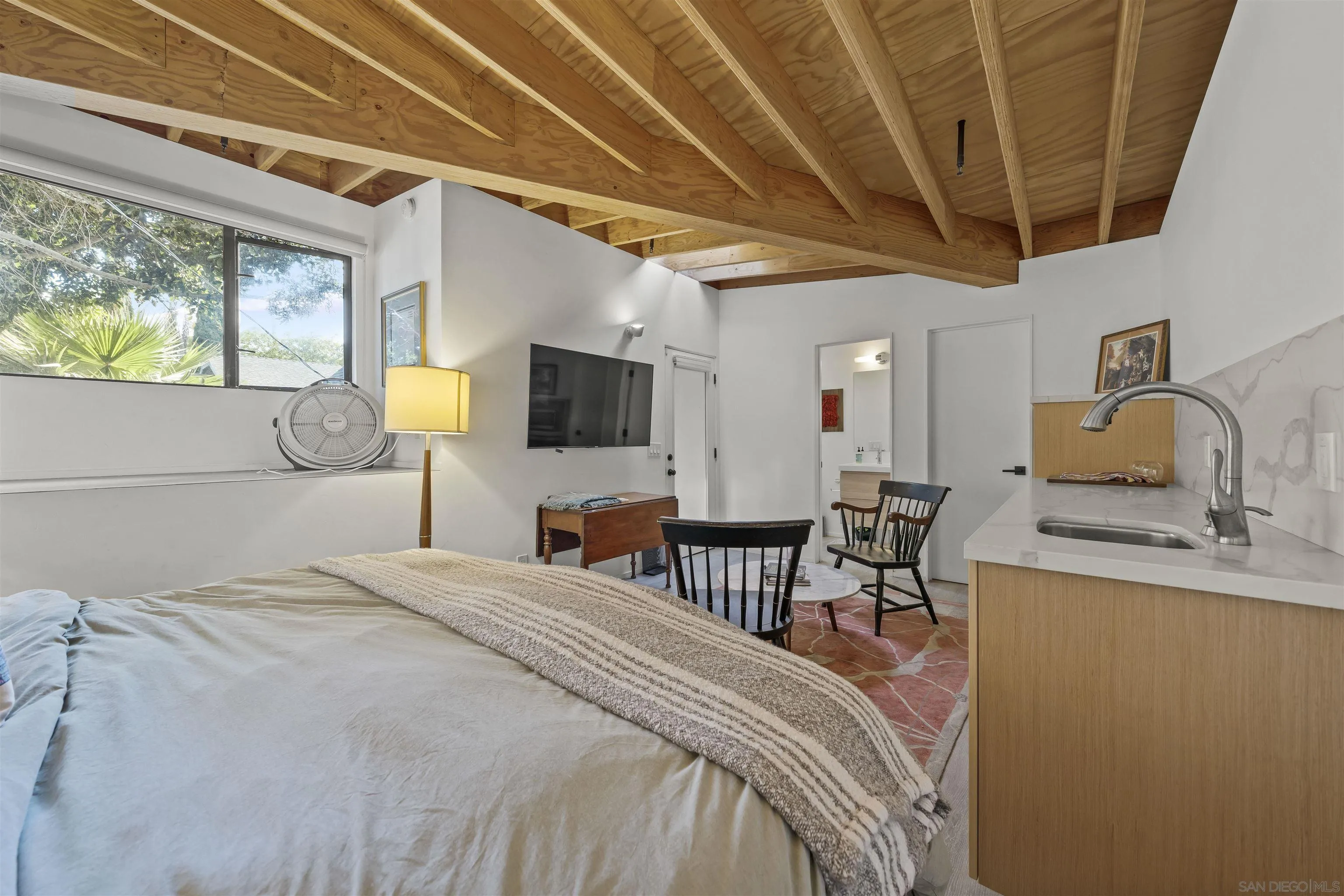 https://cdn.realtyfeed.com/cdn/127/260022744/145442beae0ba18bcf5d2f799900f0ff.webp