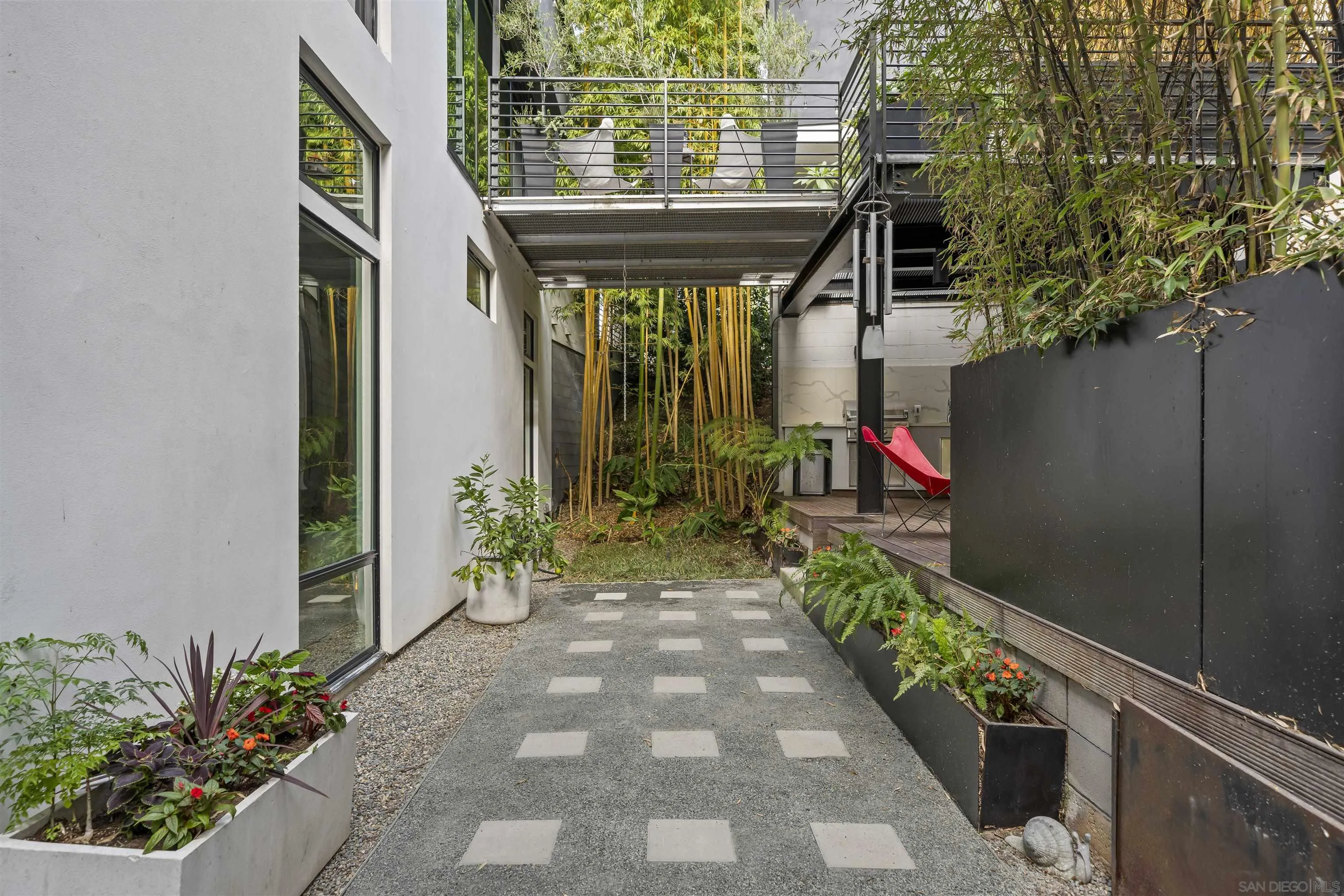 https://cdn.realtyfeed.com/cdn/127/260022744/2932c716f972b92003a71fb5cfd70267.webp