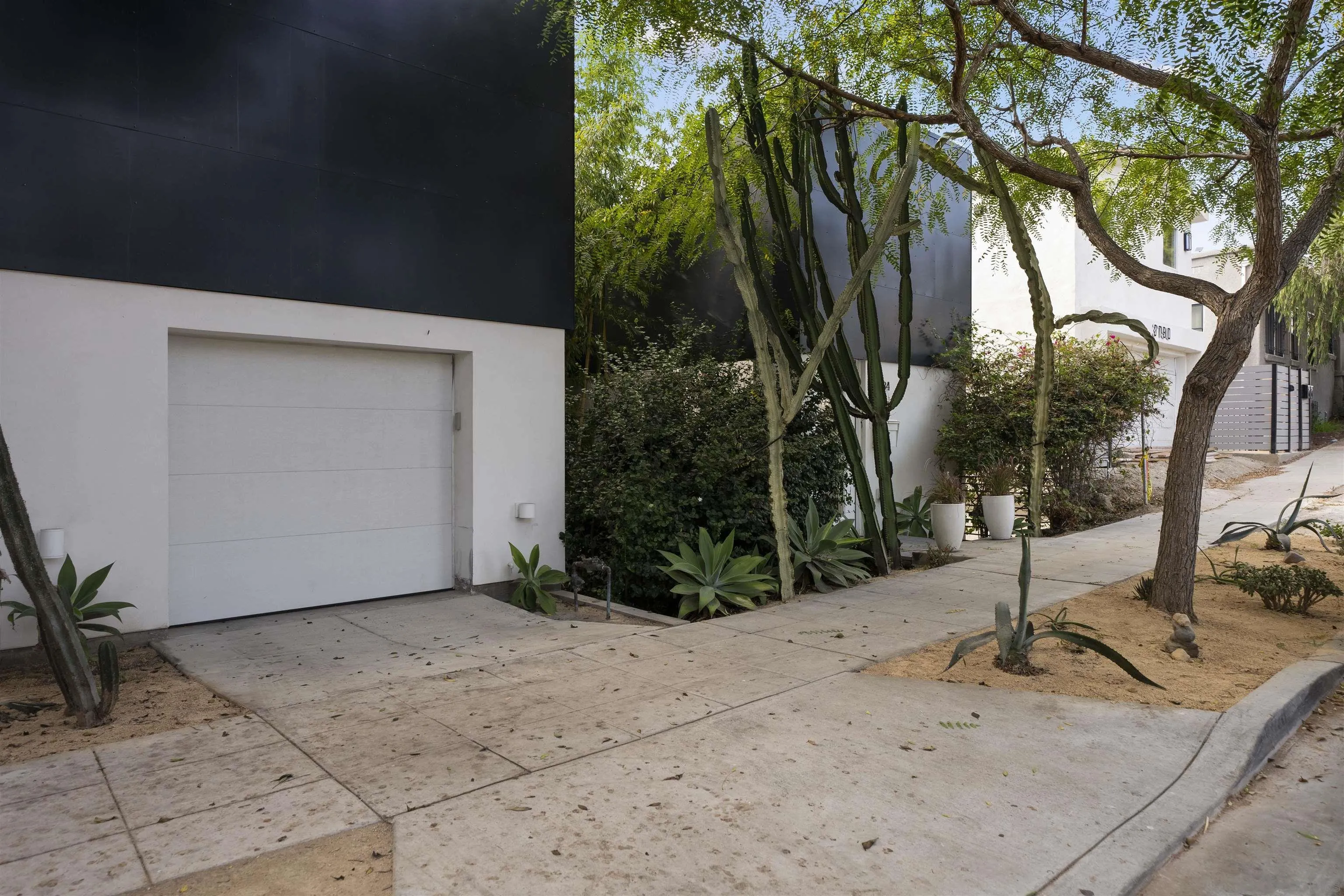 https://cdn.realtyfeed.com/cdn/127/260022744/4b59a445ffa76b945d37529f320d8700.webp