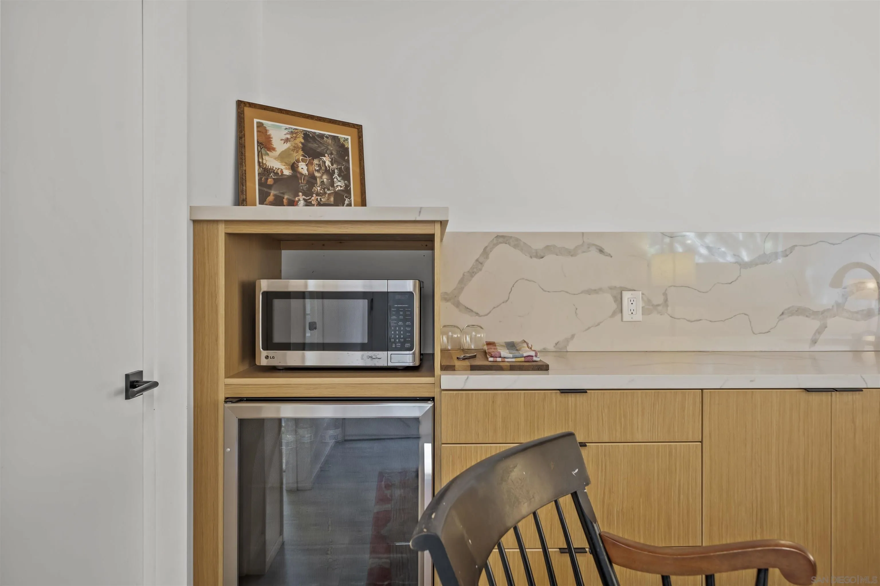 https://cdn.realtyfeed.com/cdn/127/260022744/50264fe5efffe9f56f4dabf4553c4dc9.webp